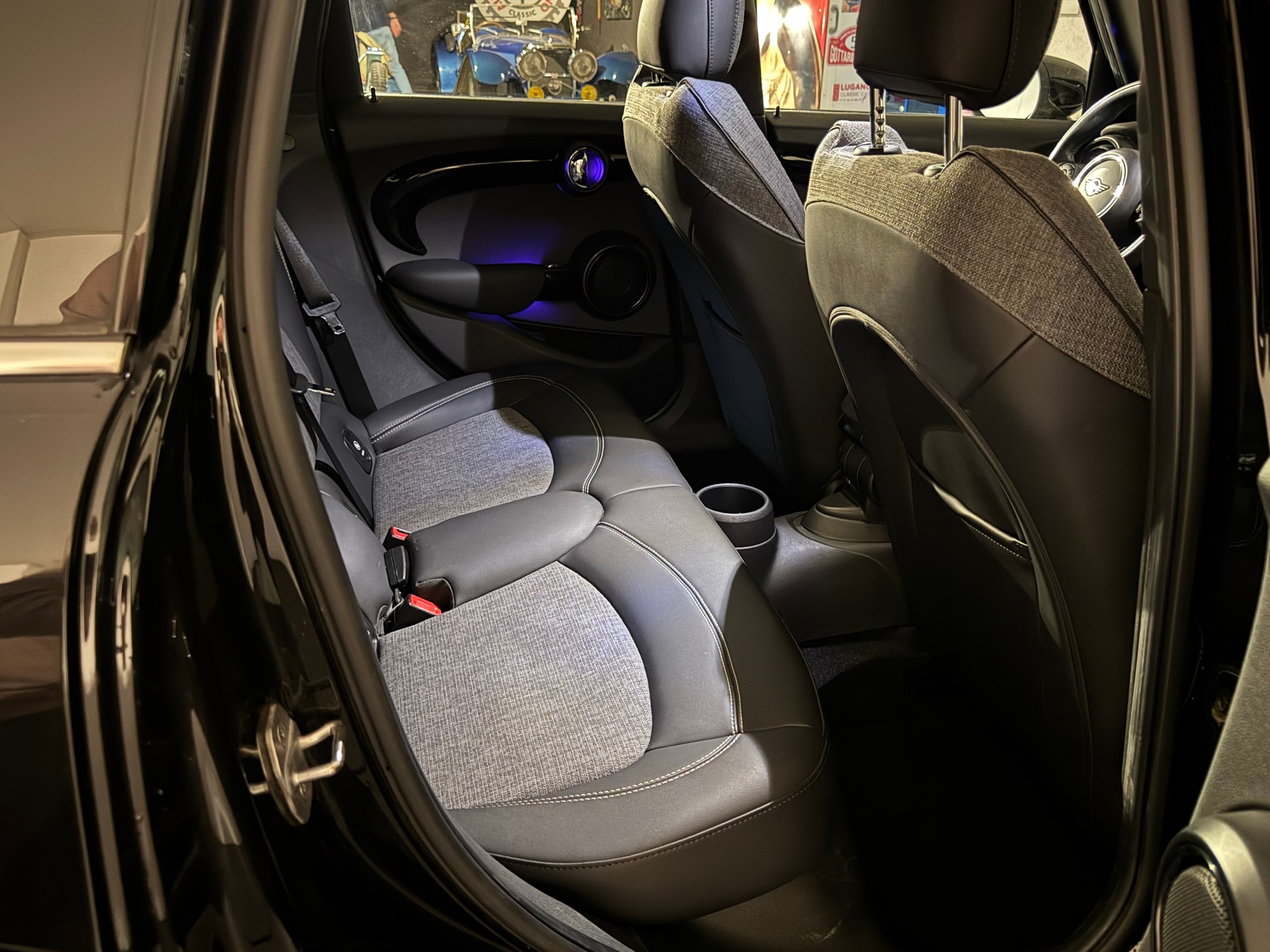 MINI Cooper Steptronic DKG-image-16