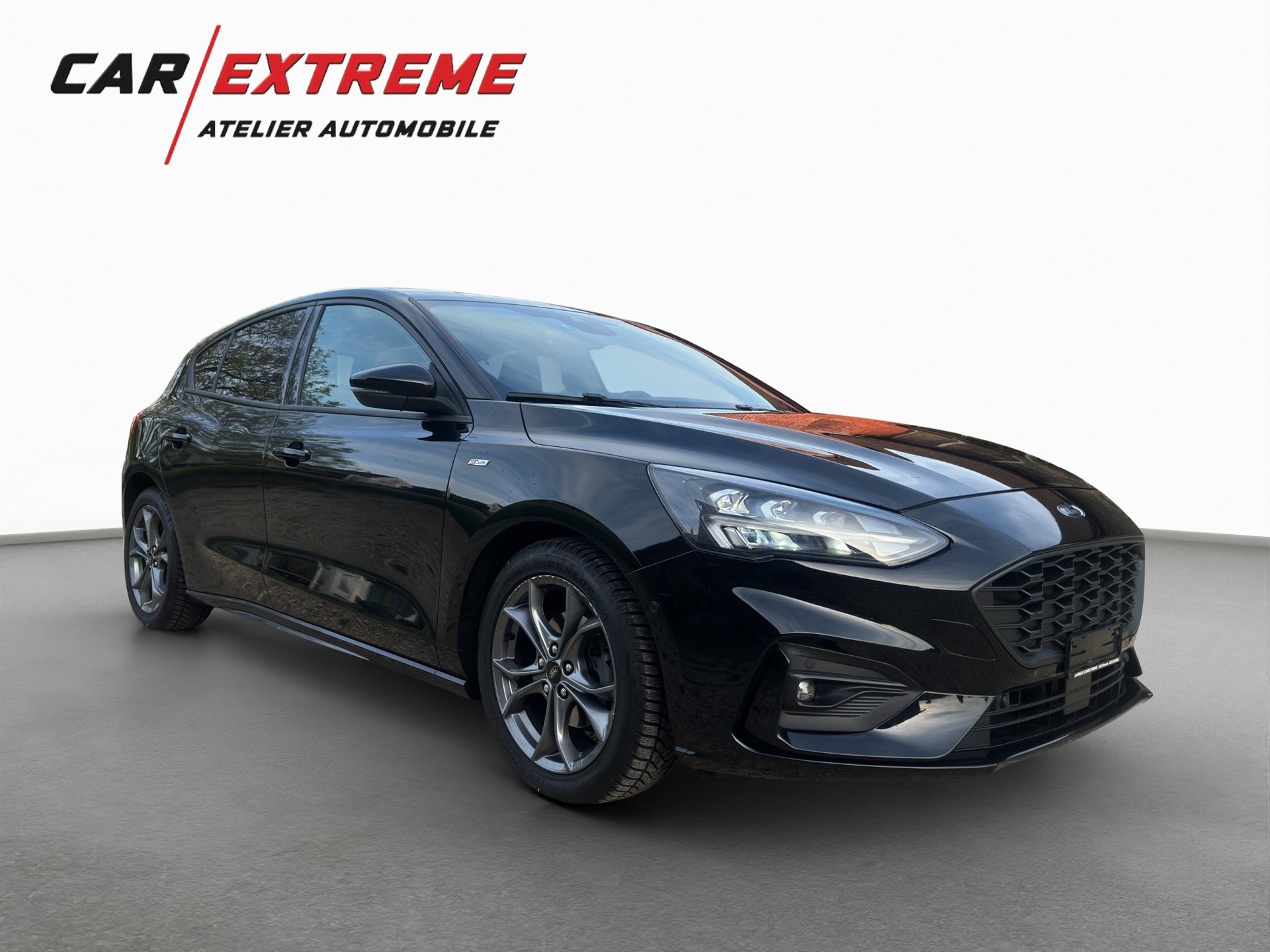 FORD Focus 1.5 SCTi ST Line Automatic-image-1