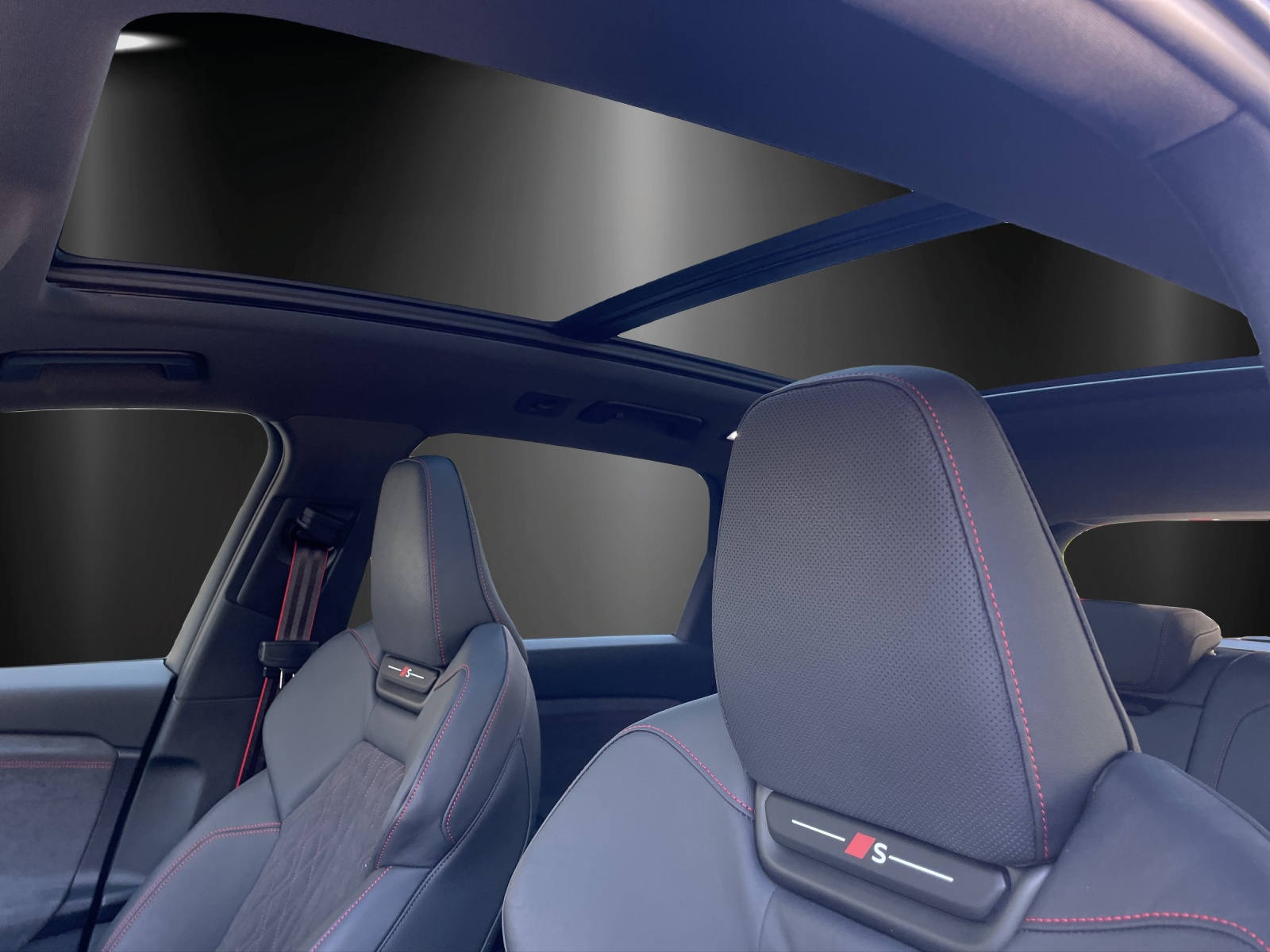 AUDI SQ6 e-tron quattro-image-15