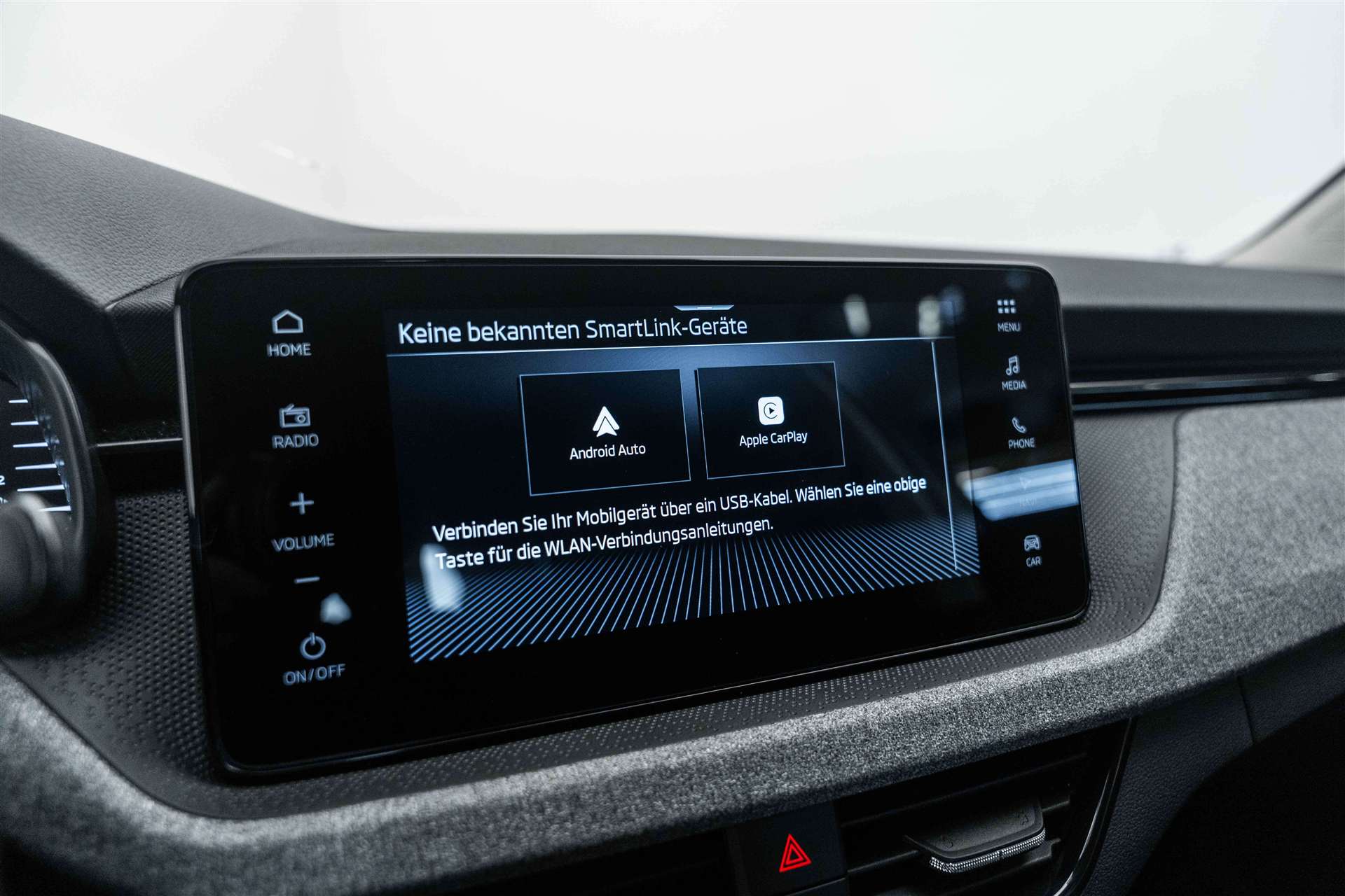 SKODA Kamiq 1.5 TSI Selection DSG-image-22