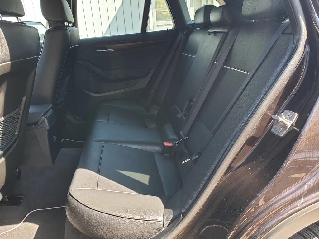 BMW X1 xDrive 20d xLine Steptronic ** Voll-Leder ** Gr-Navi ** RF-Kamera ** Sitzheizung ** Tempomat ** Ab MFK-image-11