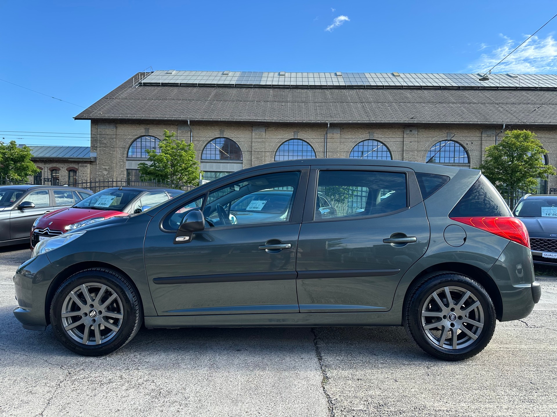 PEUGEOT 207 SW 1.6 16V Sport Automatic-showroom-element-3