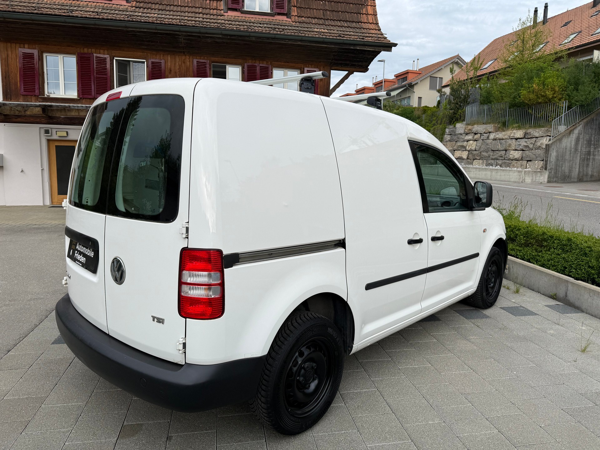 VW Caddy 1.2 TSI-image-6