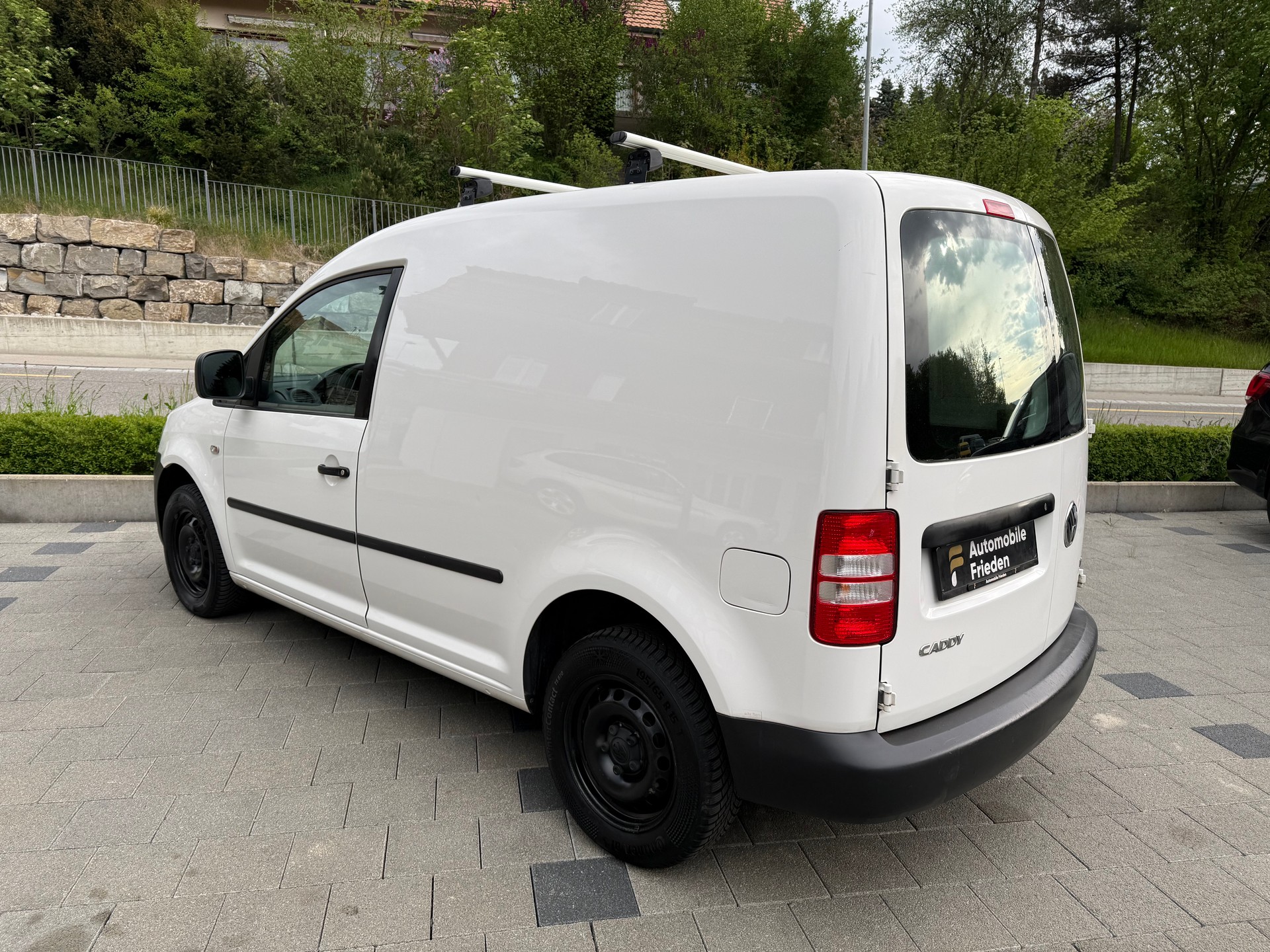 VW Caddy 1.2 TSI-image-4