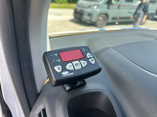 FIAT Doblo 1.5 BlueHDi L1 1000kg Swiss Edition A-image-15