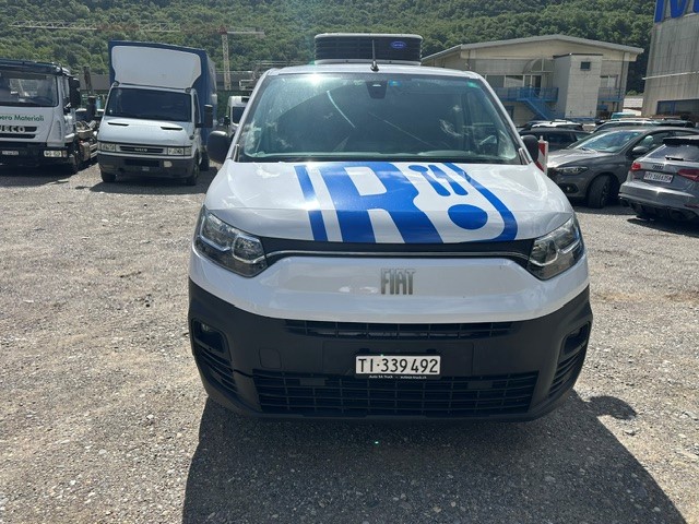 FIAT Doblo 1.5 BlueHDi L1 1000kg Swiss Edition A-image-9