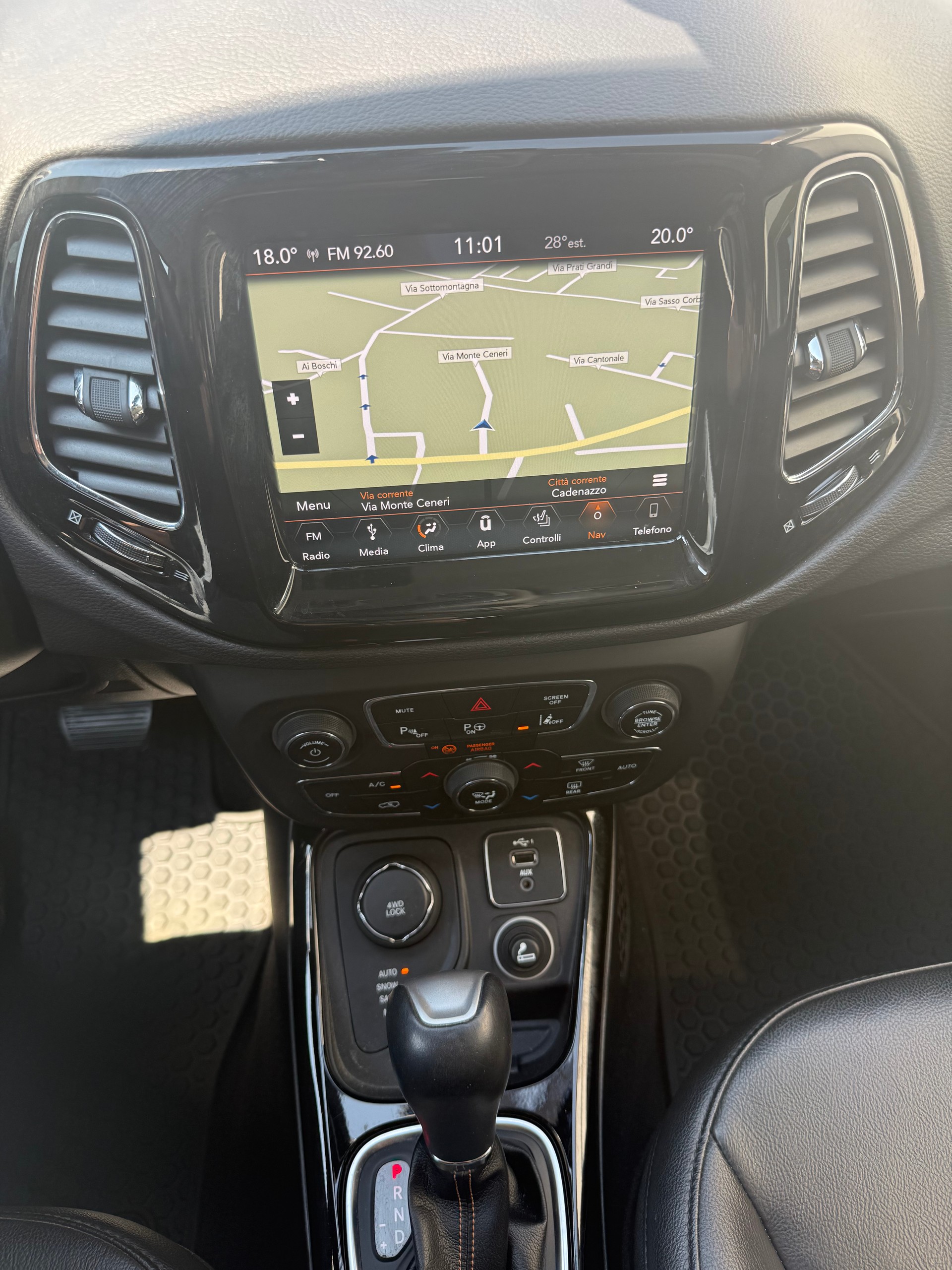 JEEP Compass 1.4 Turbo Limited AWD 9ATX-image-11