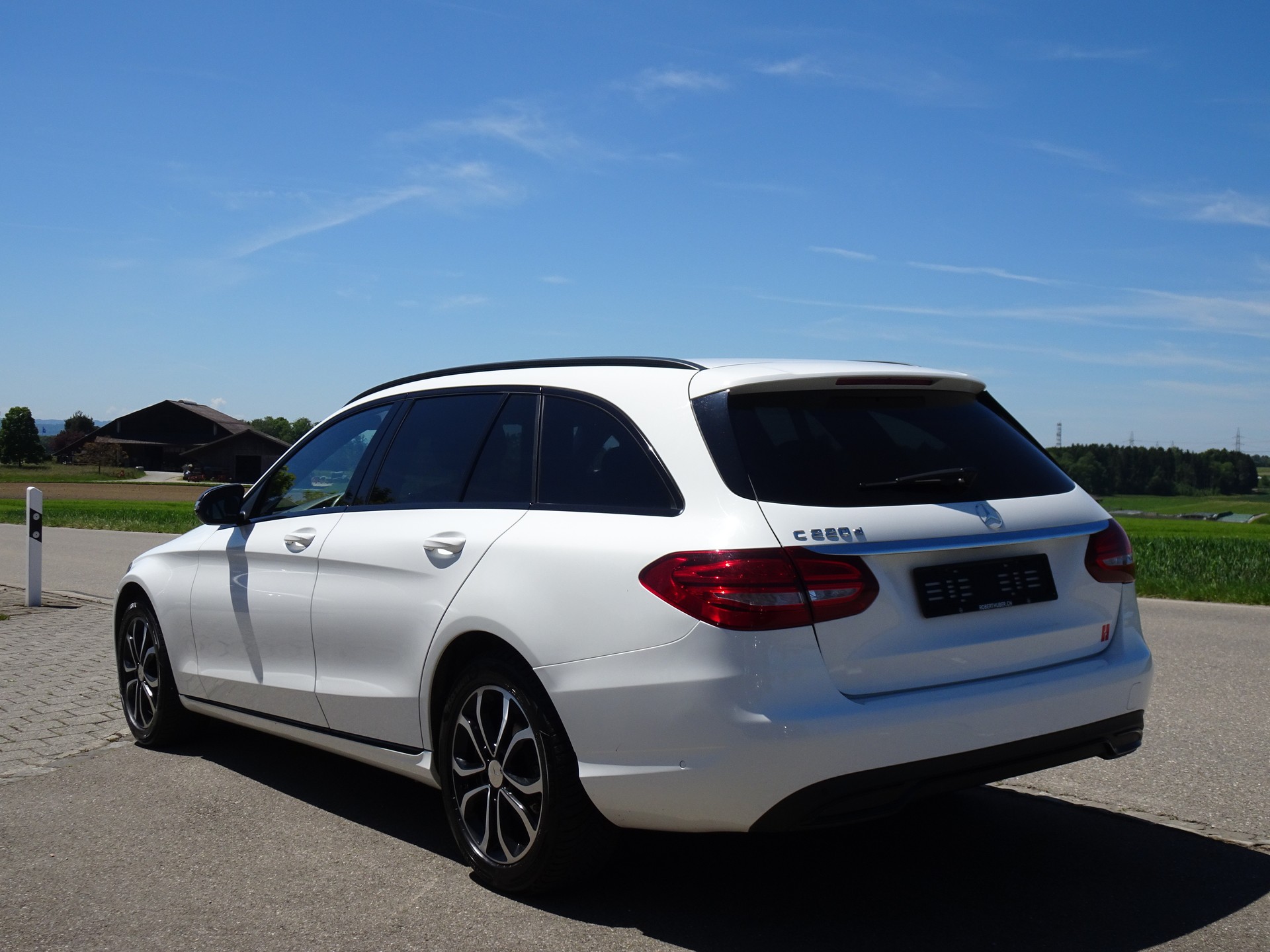 MERCEDES-BENZ C 220 BlueTEC Swiss Star Avantgarde 7G-Tronic-image-2