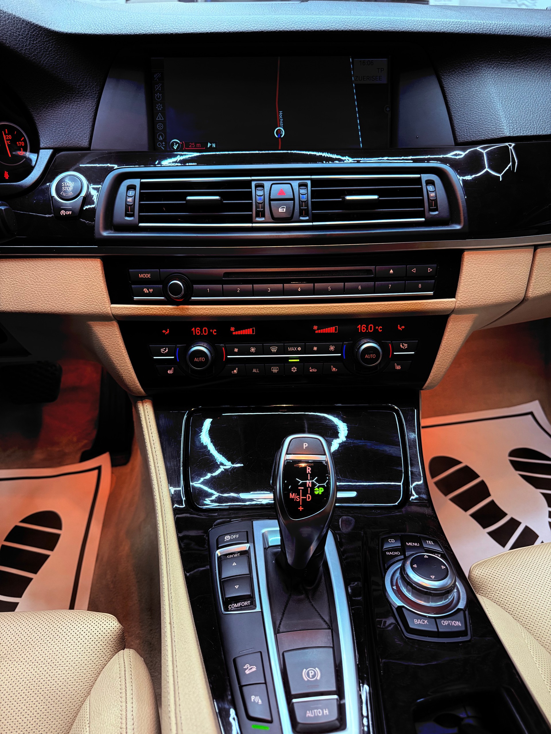 BMW 535i xDrive Touring Steptronic-image-13