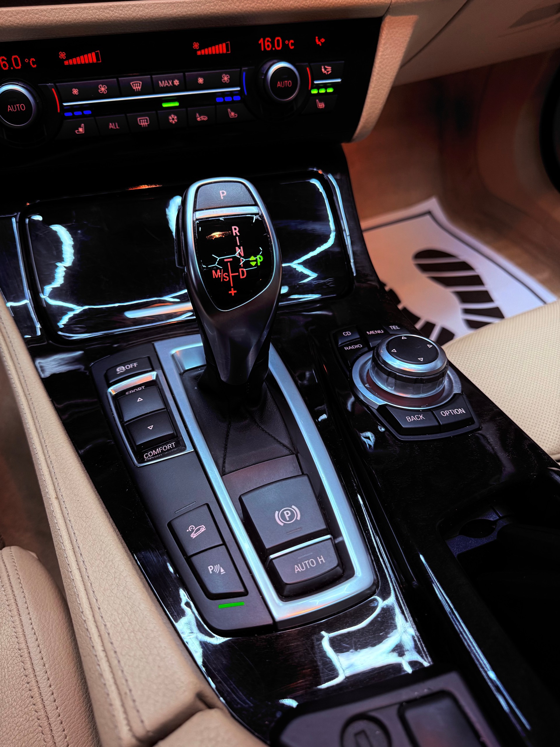 BMW 535i xDrive Touring Steptronic-image-29