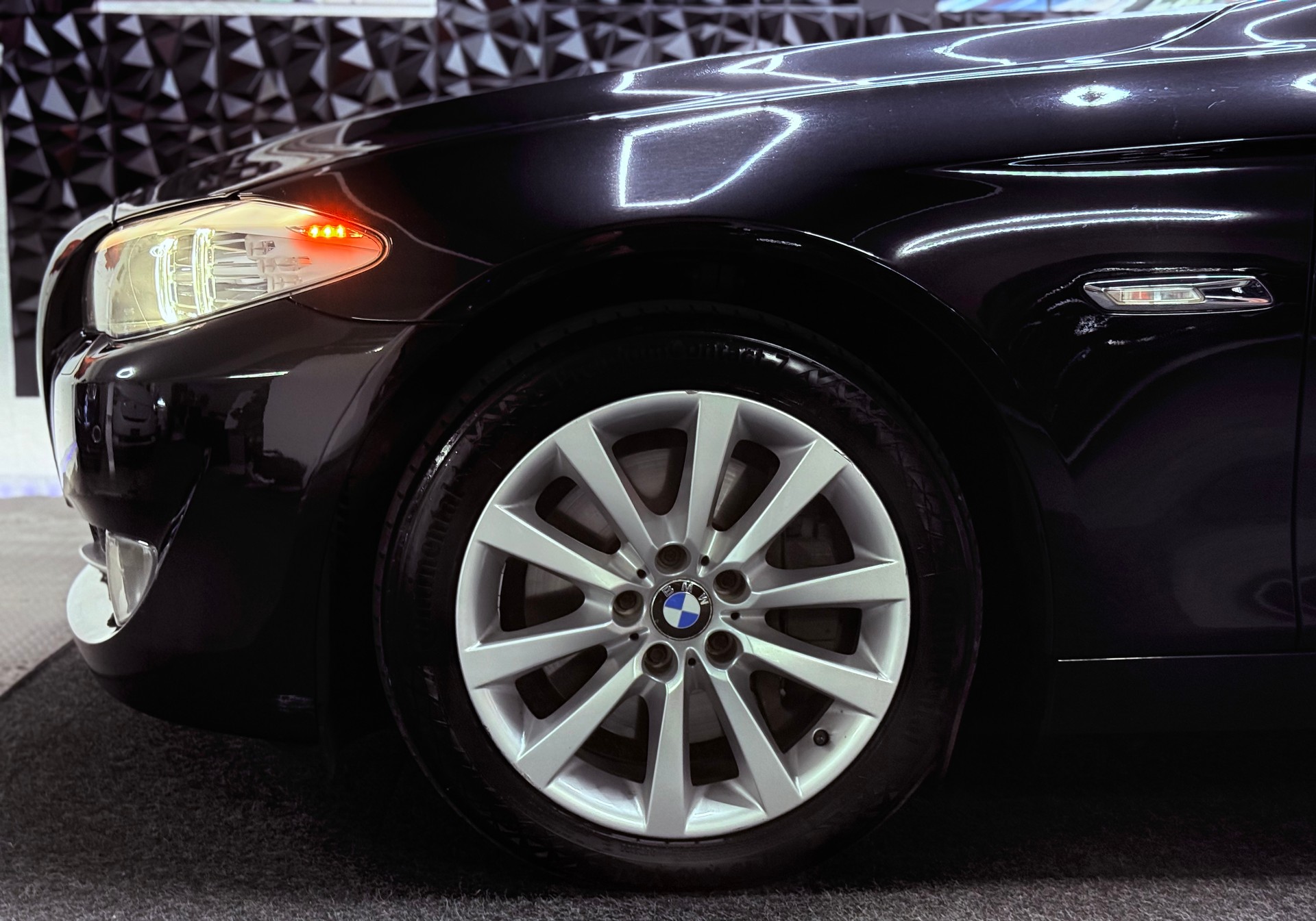 BMW 535i xDrive Touring Steptronic-image-8