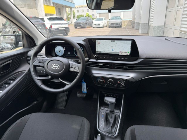 HYUNDAI i20 1.0 T-GDi Amplia-image-8
