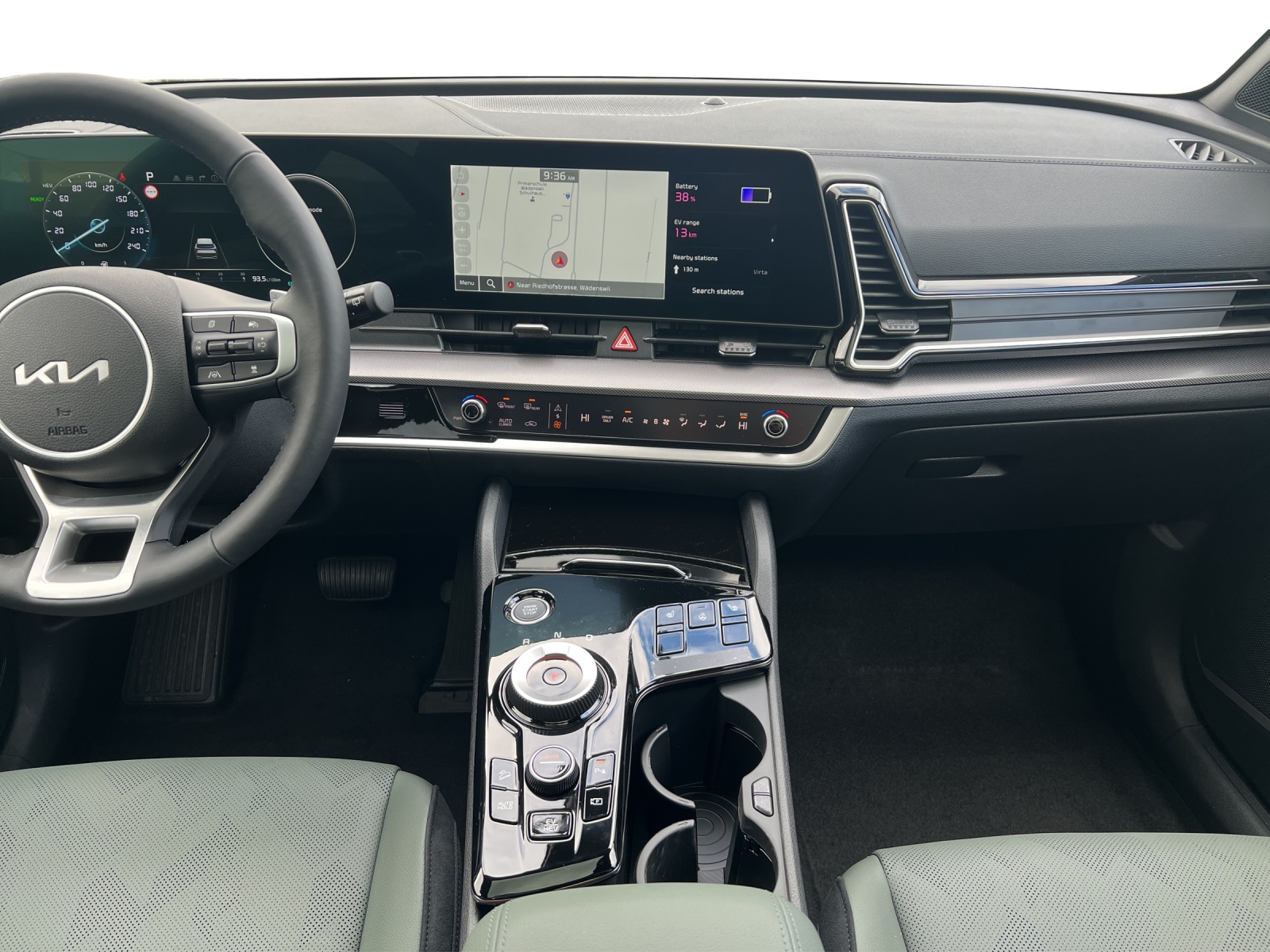 KIA Sportage 1.6 T-GDi PHEV Power Edition-image-7