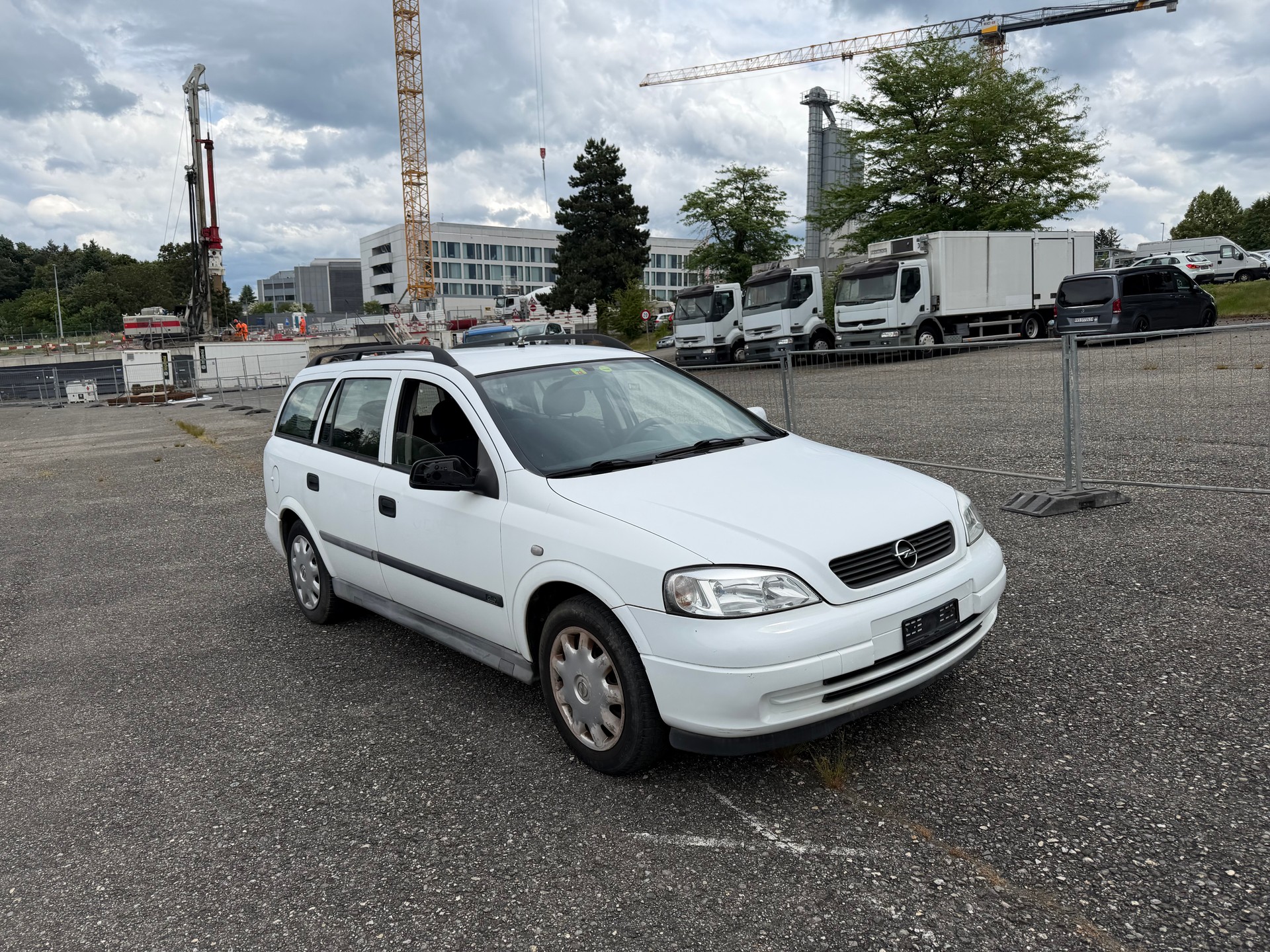 OPEL Astra Caravan 1.6i Club-image-0