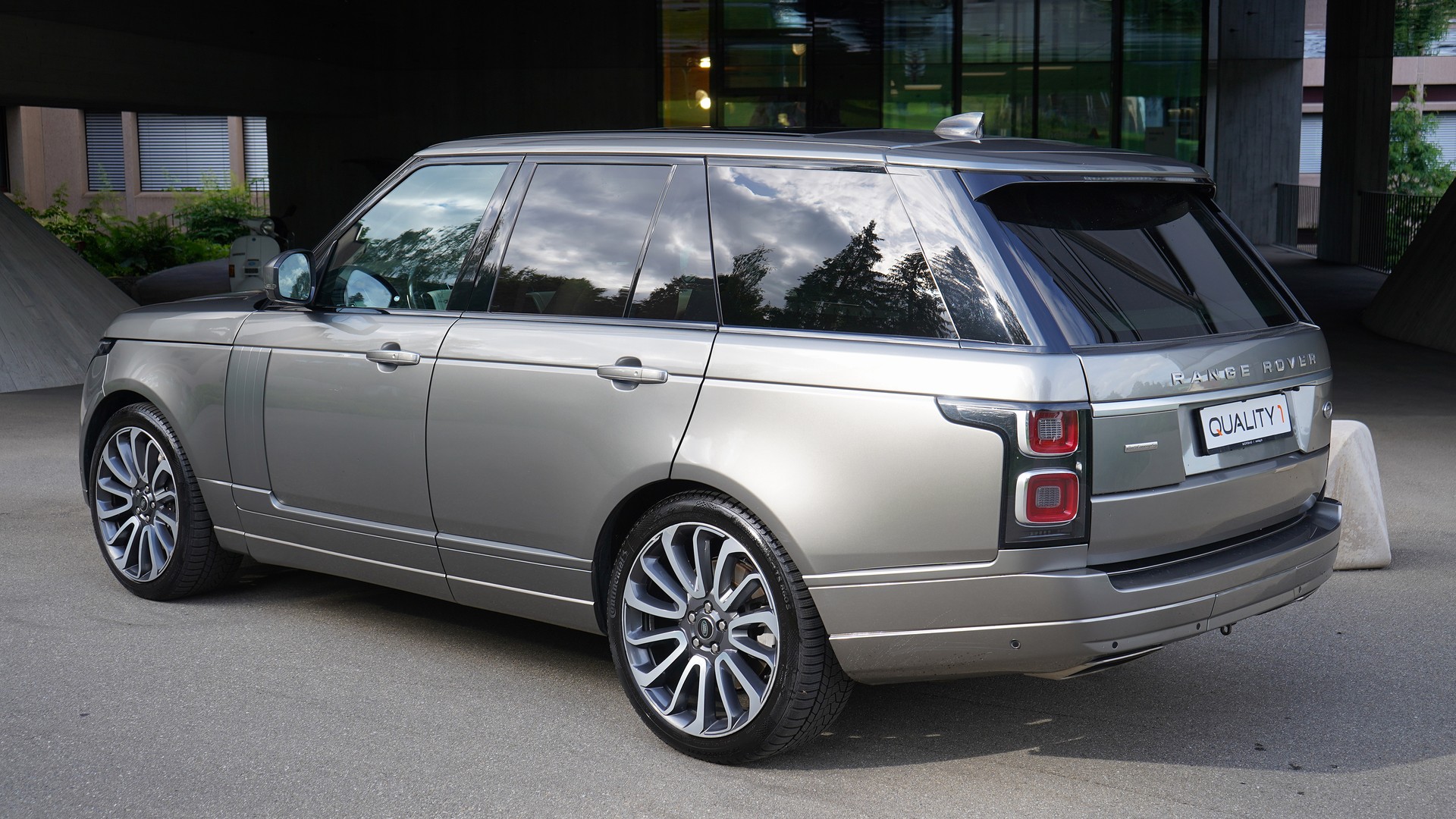 LAND ROVER Range Rover 5.0 V8 S/C Autobiography AB Automatic-image-2