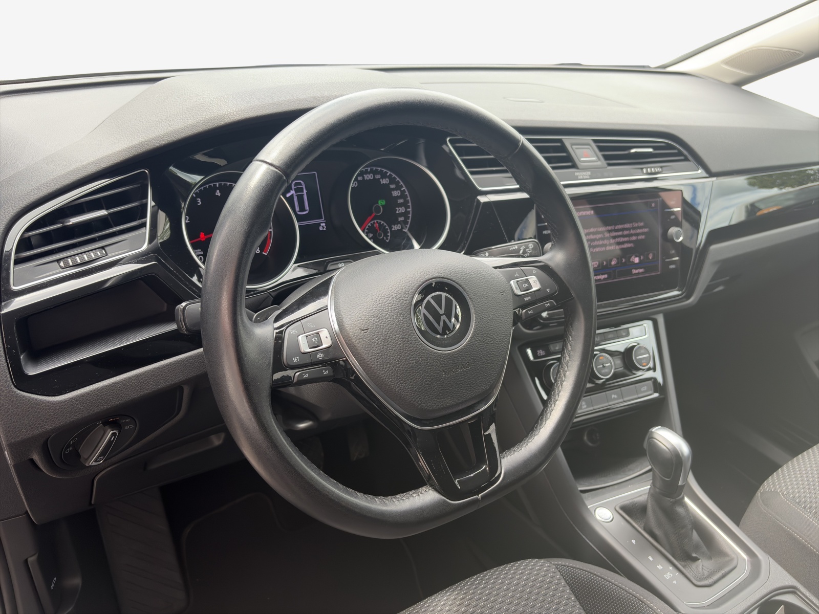 VW Touran 1.5 TSI EVO Comfortline DSG-image-9