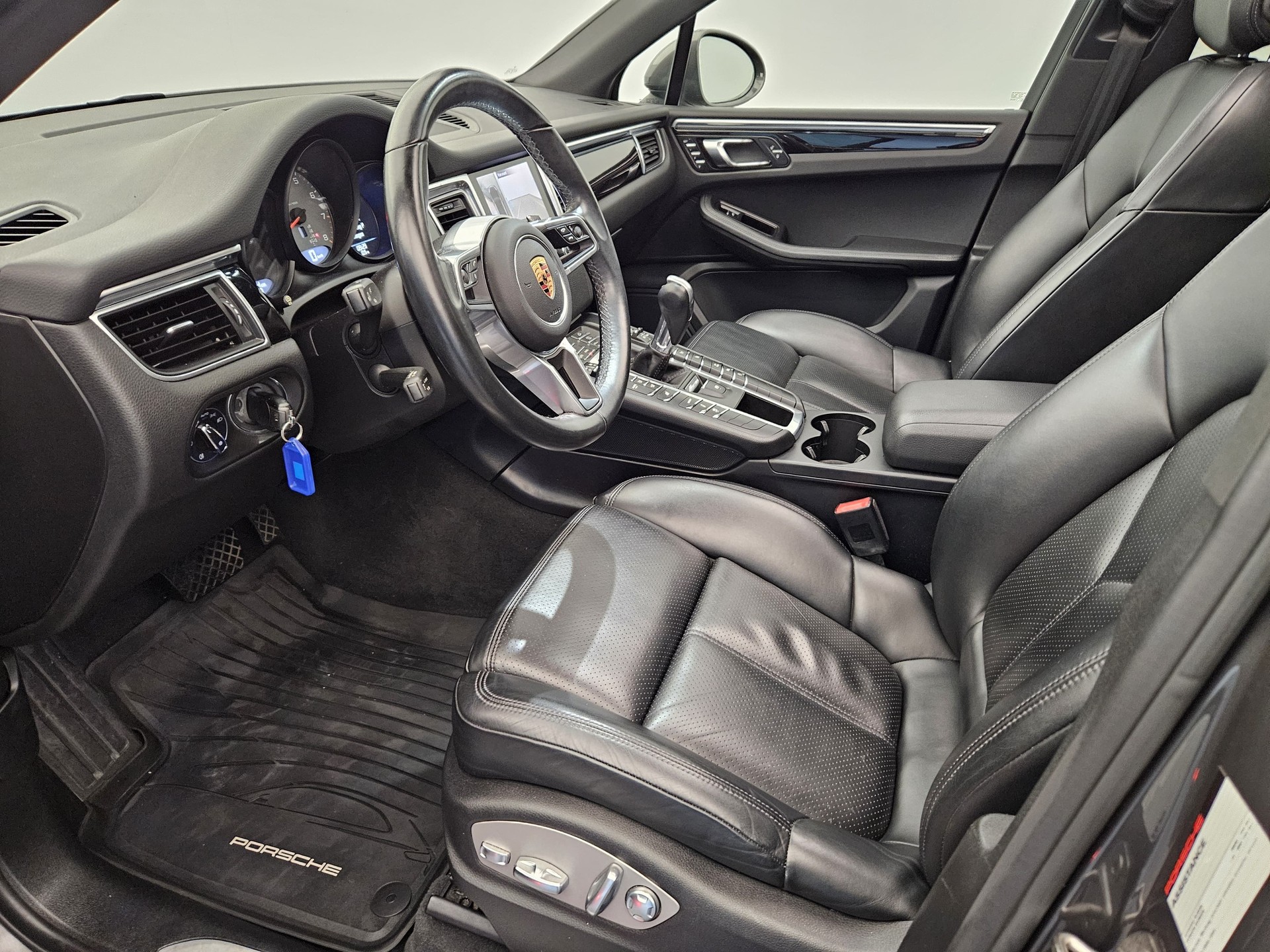 PORSCHE Macan S PDK-image-10