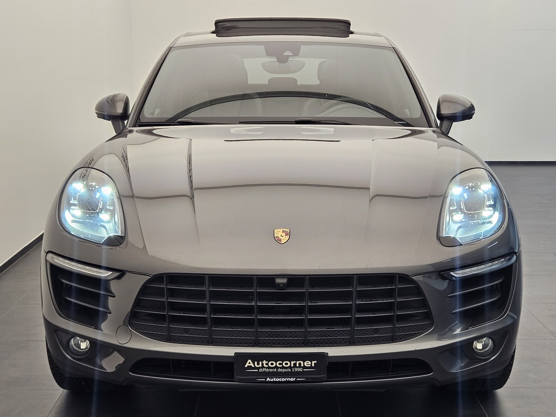 PORSCHE Macan S PDK-image-3