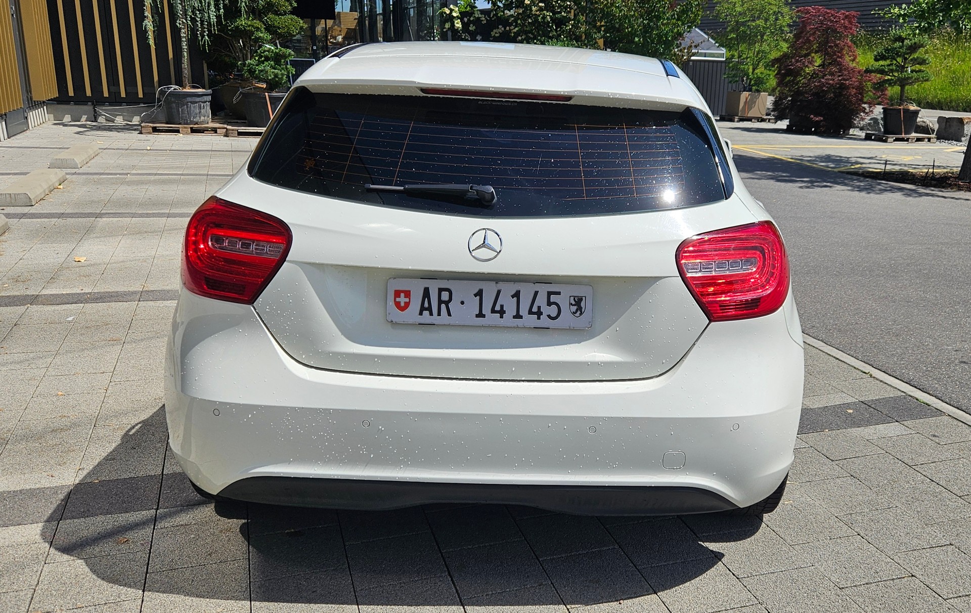 MERCEDES-BENZ A 180 CDI-image-1