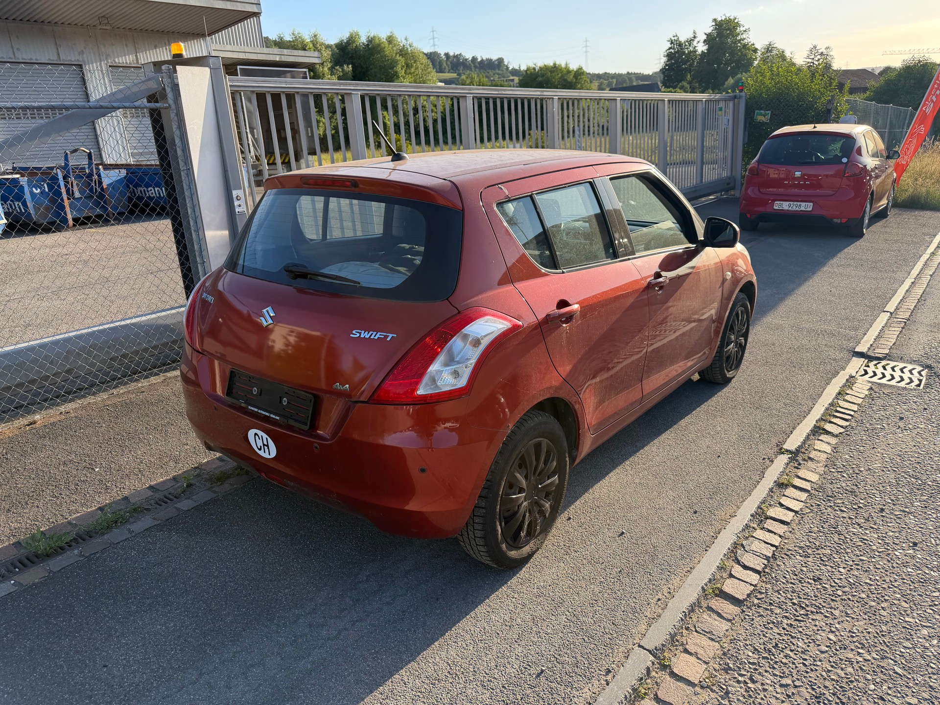 SUZUKI Swift 1.2i 16V GL 4x4-image-2