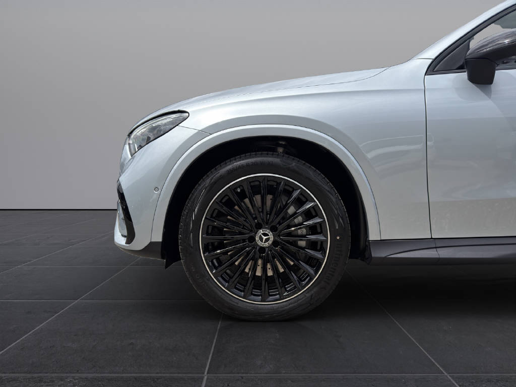 MERCEDES-BENZ GLC 220 d AMG Line 4matic-image-16