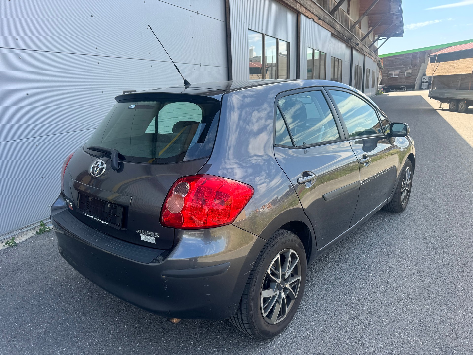 TOYOTA Auris 1.6 Linea Luna-image-4