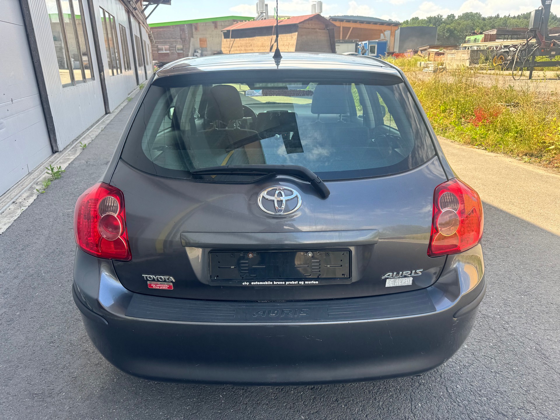 TOYOTA Auris 1.6 Linea Luna-image-3