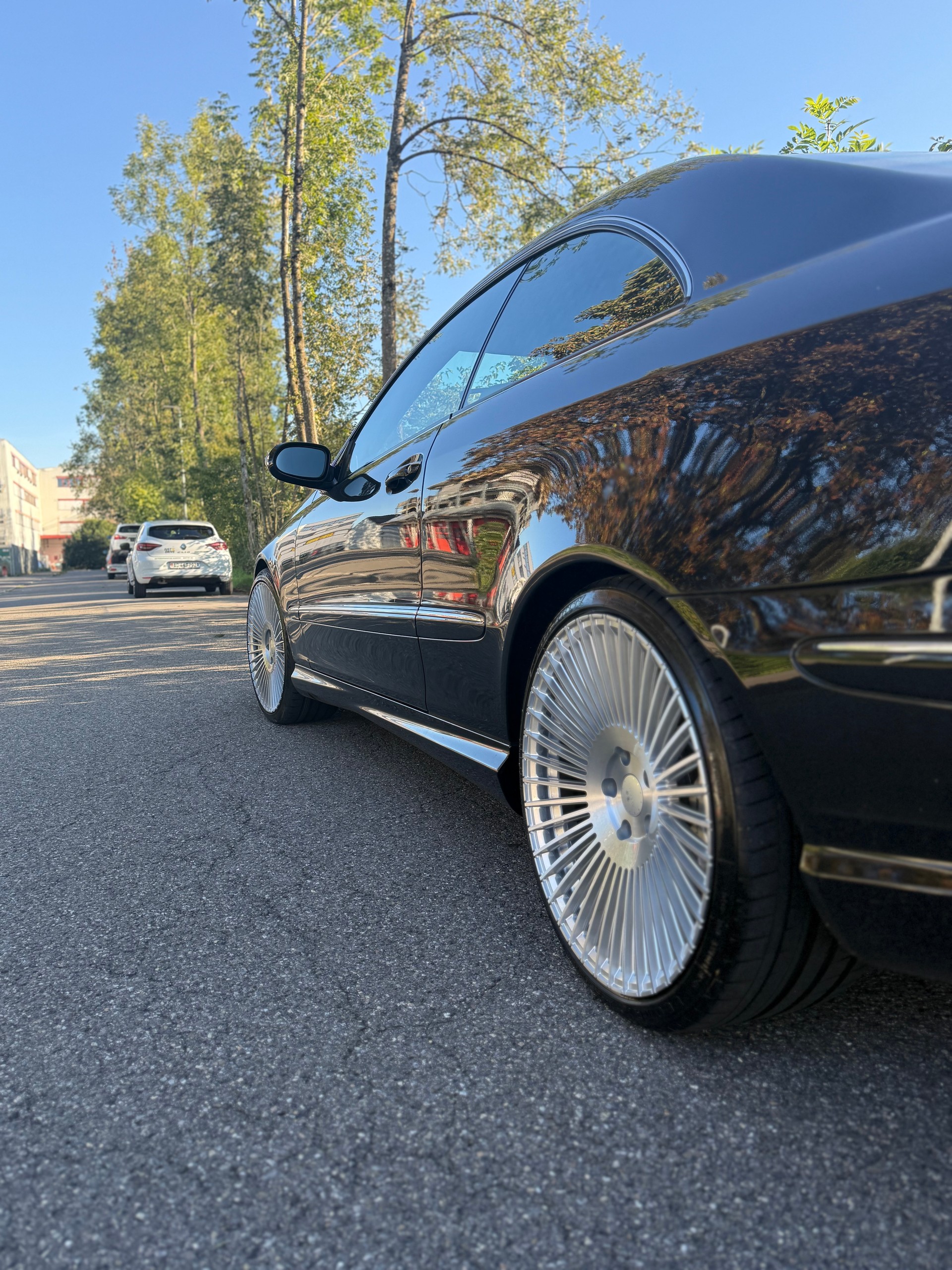 MERCEDES-BENZ CLK 55 V8 AMG-image-1