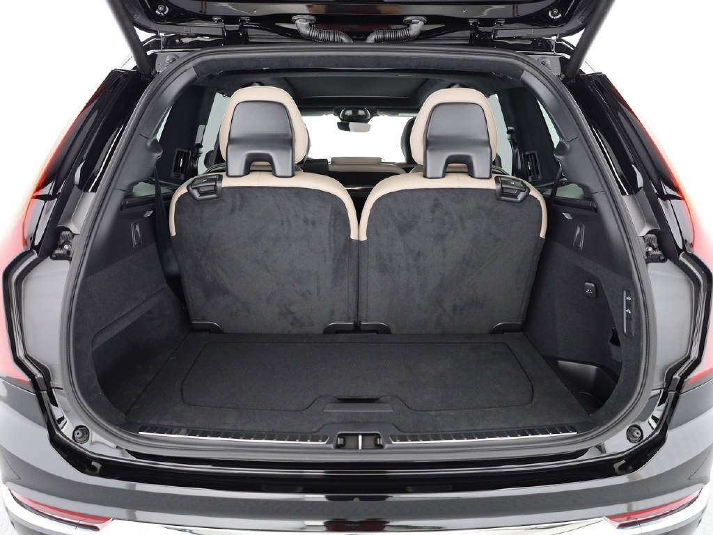 VOLVO XC90 2.0 T8 TE Ultra Bright eAWD-image-7