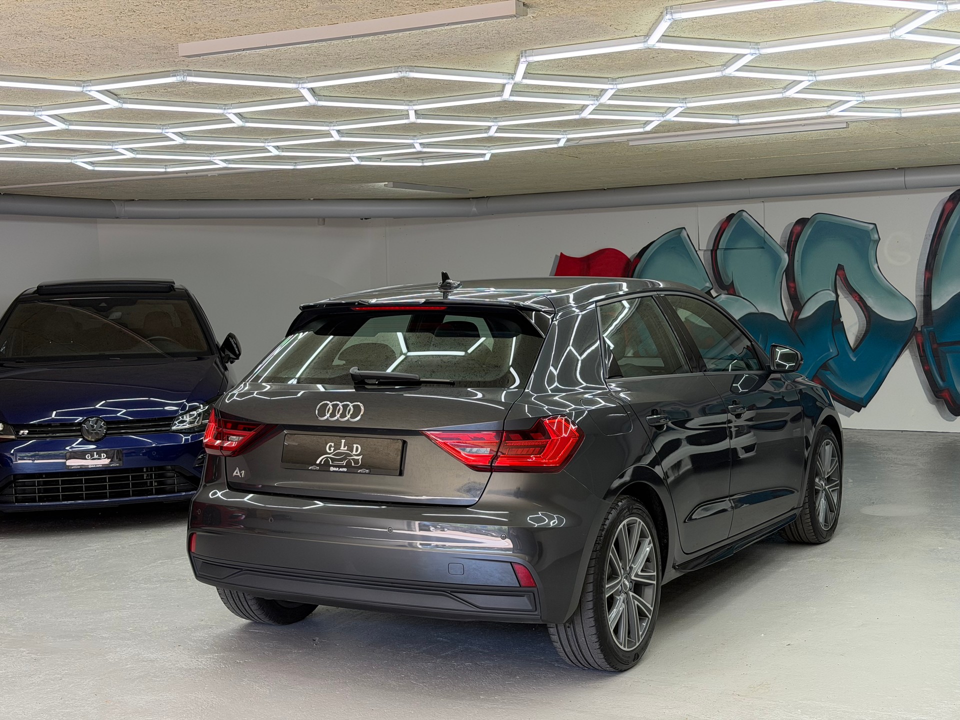 AUDI A1 Sportback 30 TFSI S Line S-tronic-image-5