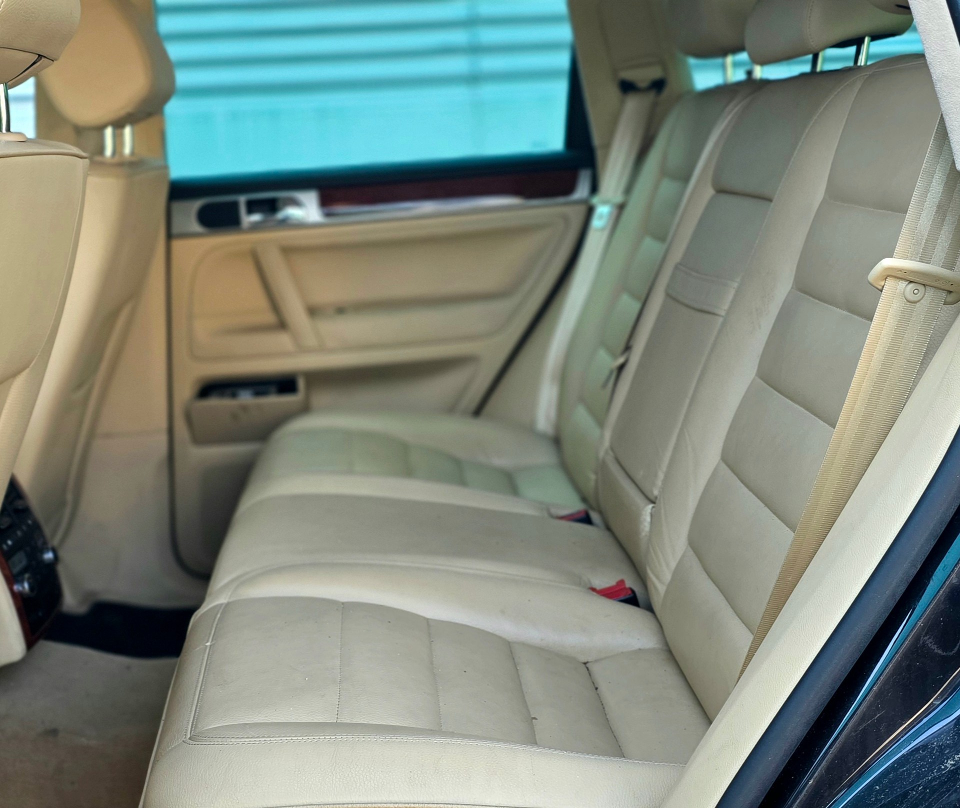 VW Touareg 5.0 TDI V10 Automatic-image-13