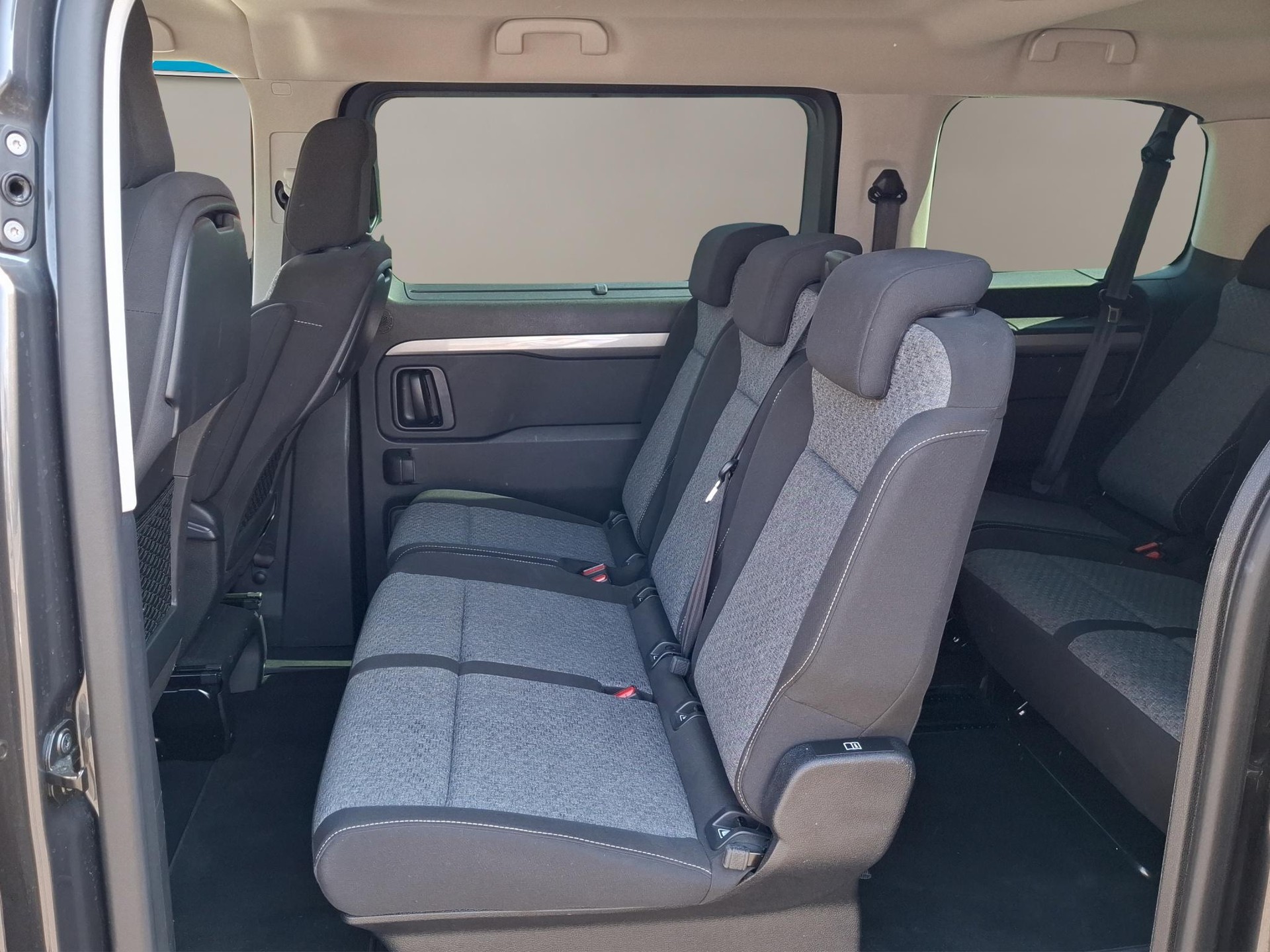 CITROEN Spacetourer M 2.0 BlueHDi 180 You S/S-image-12