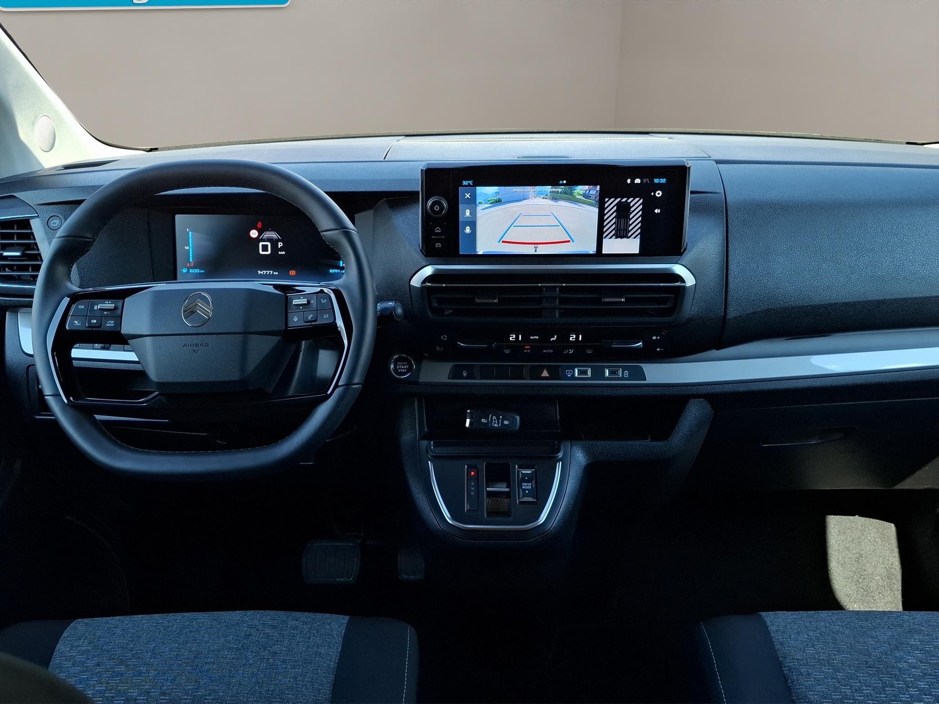 CITROEN Spacetourer M 2.0 BlueHDi 180 You S/S-image-10