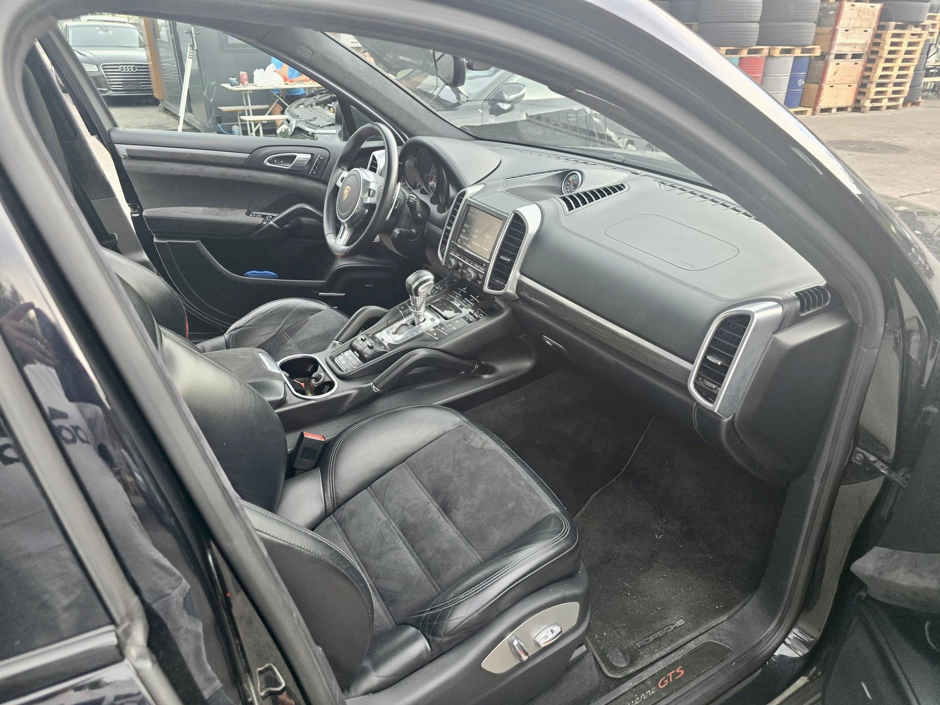 PORSCHE Cayenne GTS-image-9