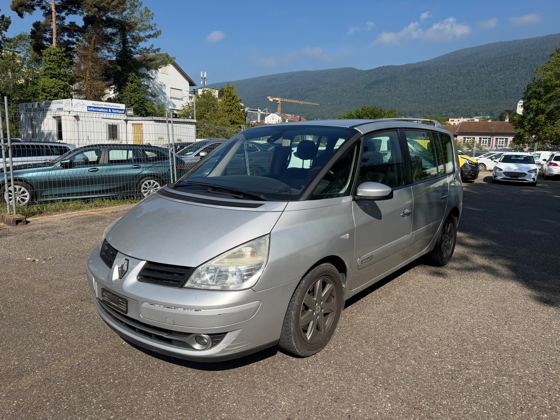 RENAULT Espace 2.0 dCi Expression Automatic * Voll-Leder ** Klima-auto ** Tempomat ** Sitzheizung ** AHK 2000Kg ** B04