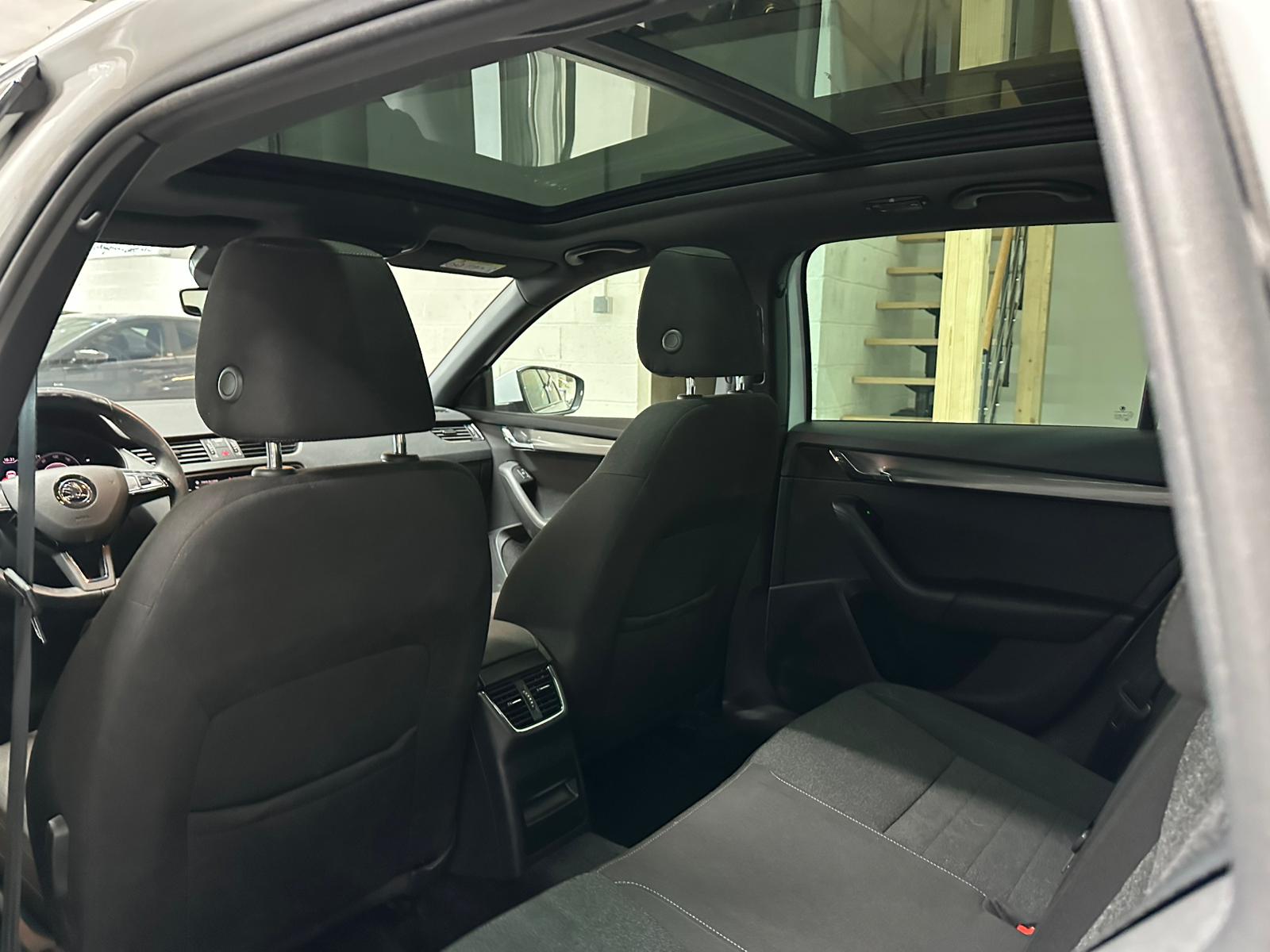 SKODA Octavia Combi 2.0 TSI Style 4x4 DSG-image-6