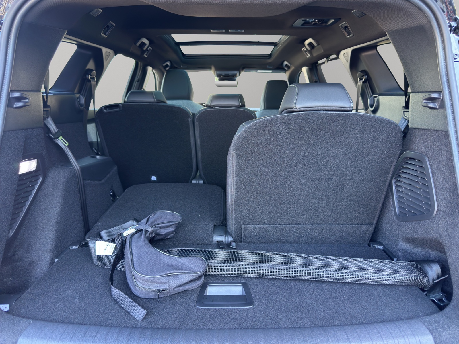 PEUGEOT 5008 145 Hybrid e-DCS6 GT *7Plätzer* AHK 1000kg *Panorama*-image-15