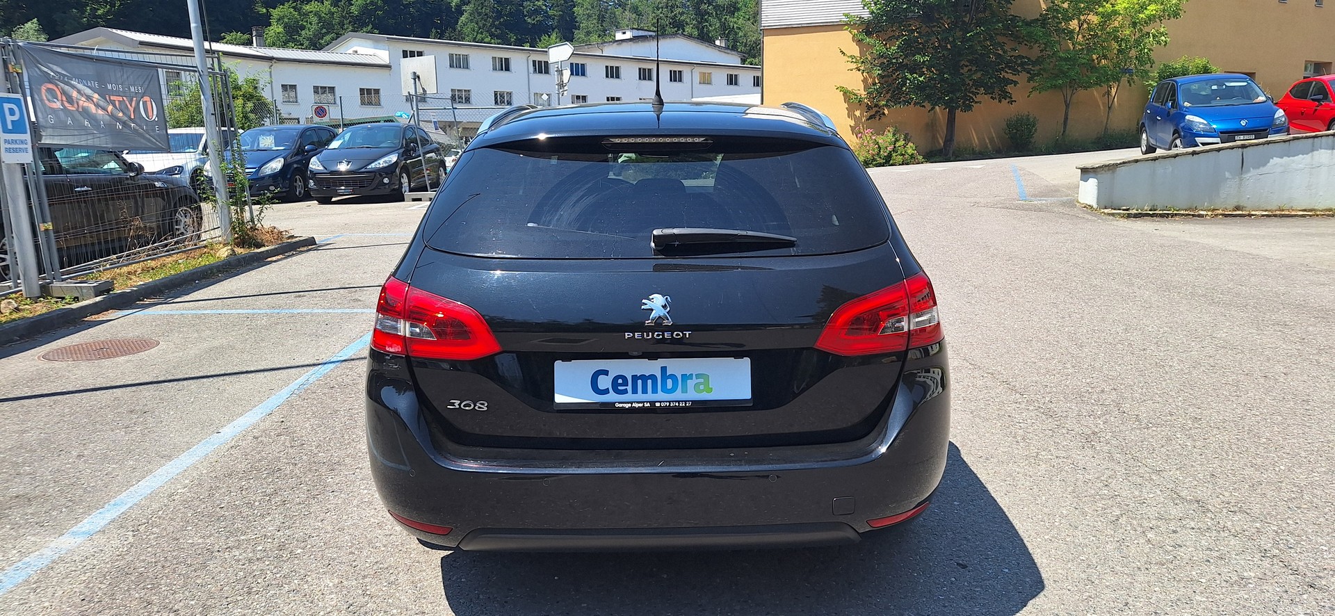 PEUGEOT 308 SW 1.2 THP Style Automatic-image-4