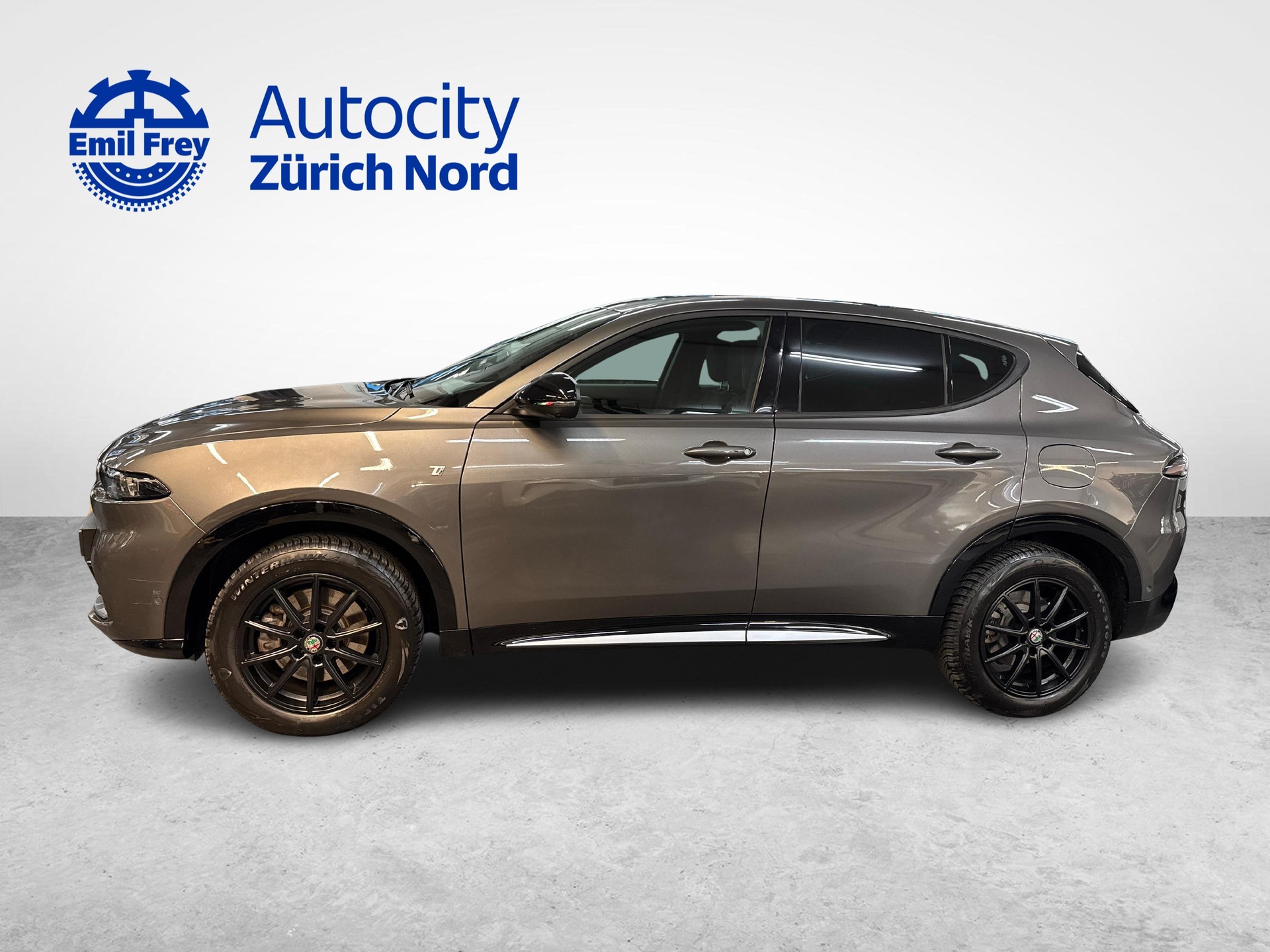 ALFA ROMEO Tonale 1.3 Plug-in Hybrid Ti Q4-showroom-element-2