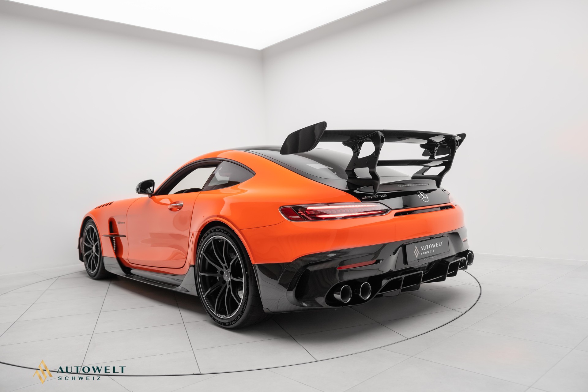 MERCEDES-BENZ AMG GT Black Series-image-2