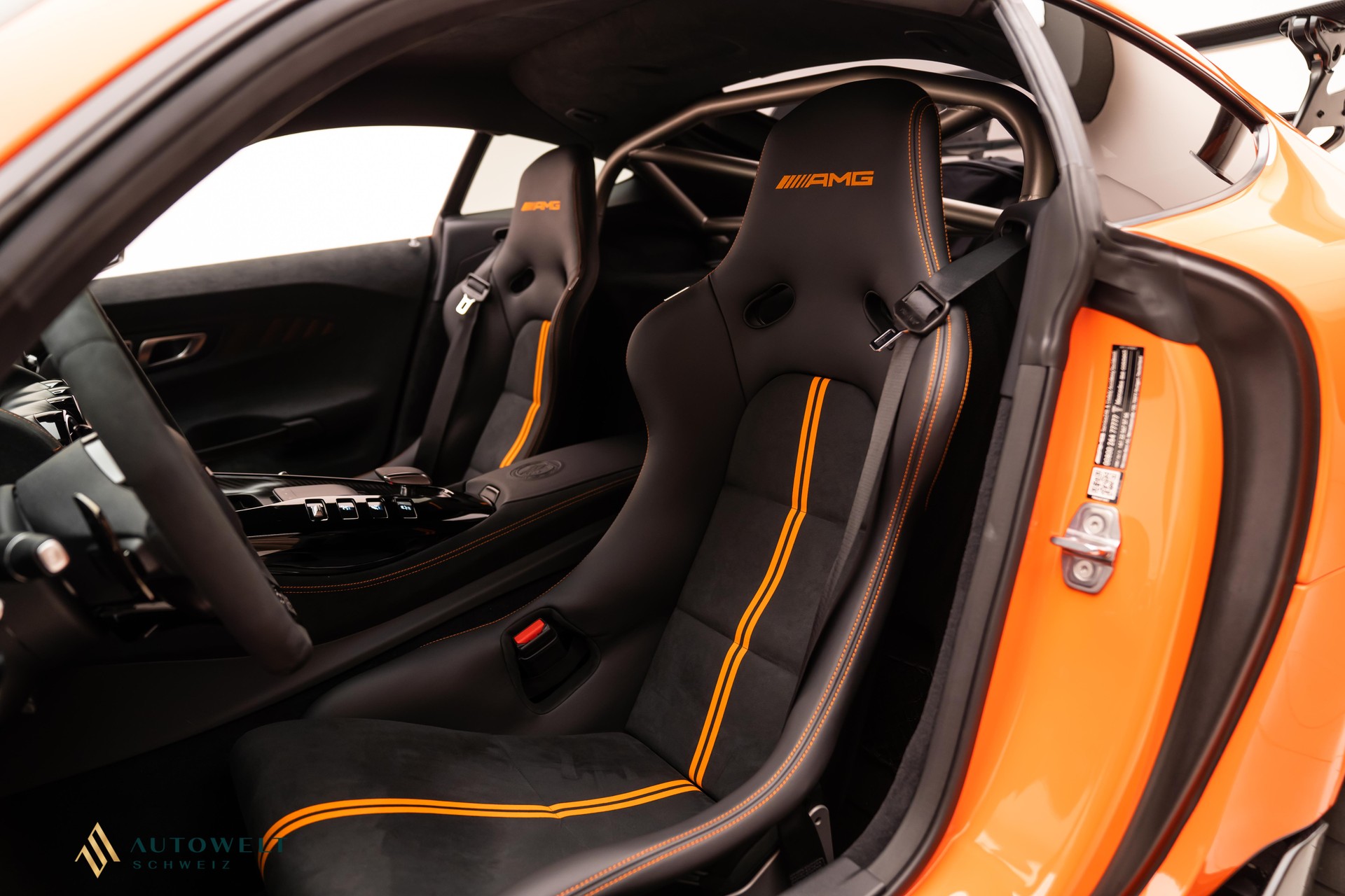 MERCEDES-BENZ AMG GT Black Series-image-5