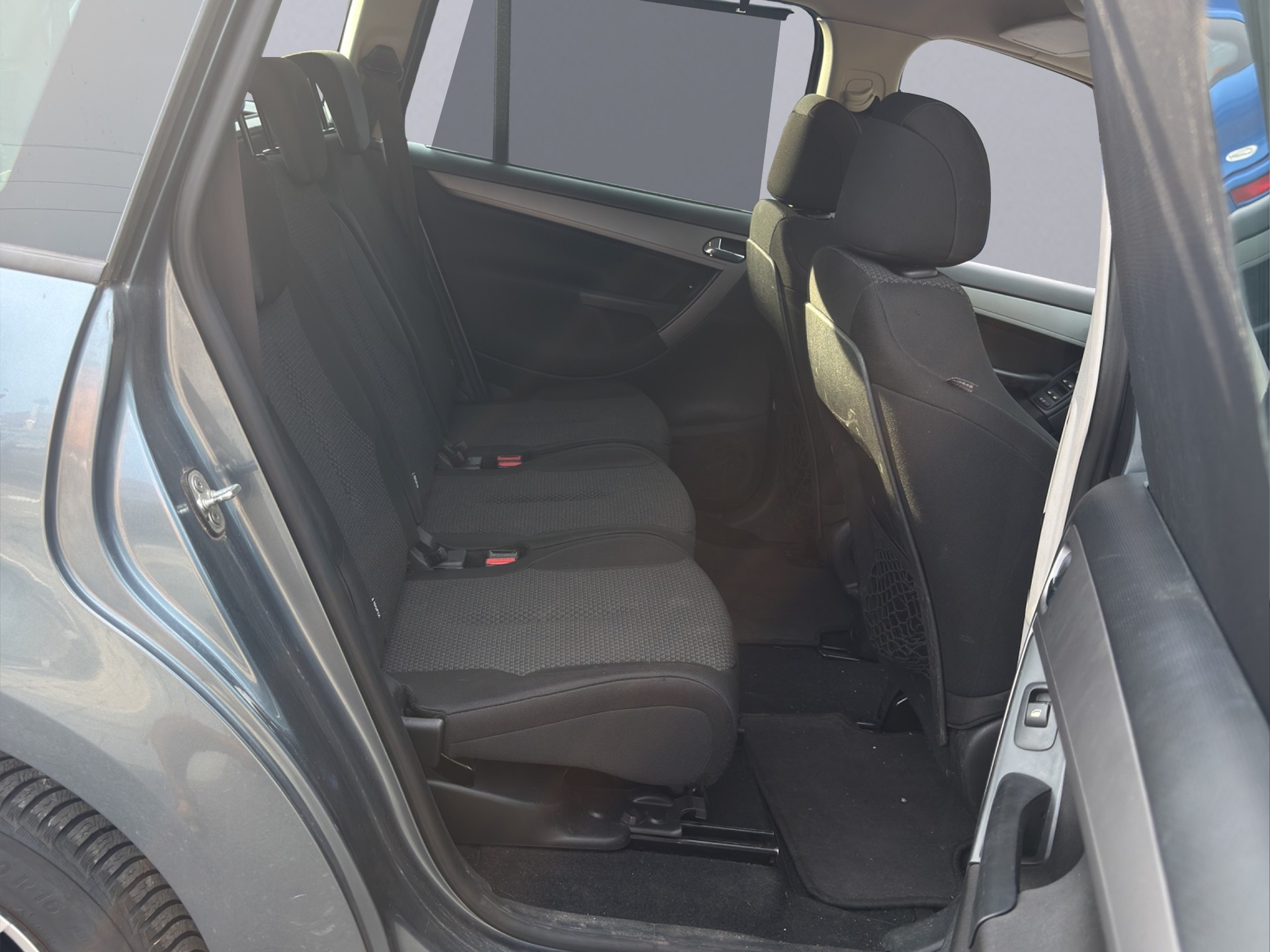 CITROEN Grand C4 Picasso 1.6i 16V Essentiel 7 Sitze-image-12