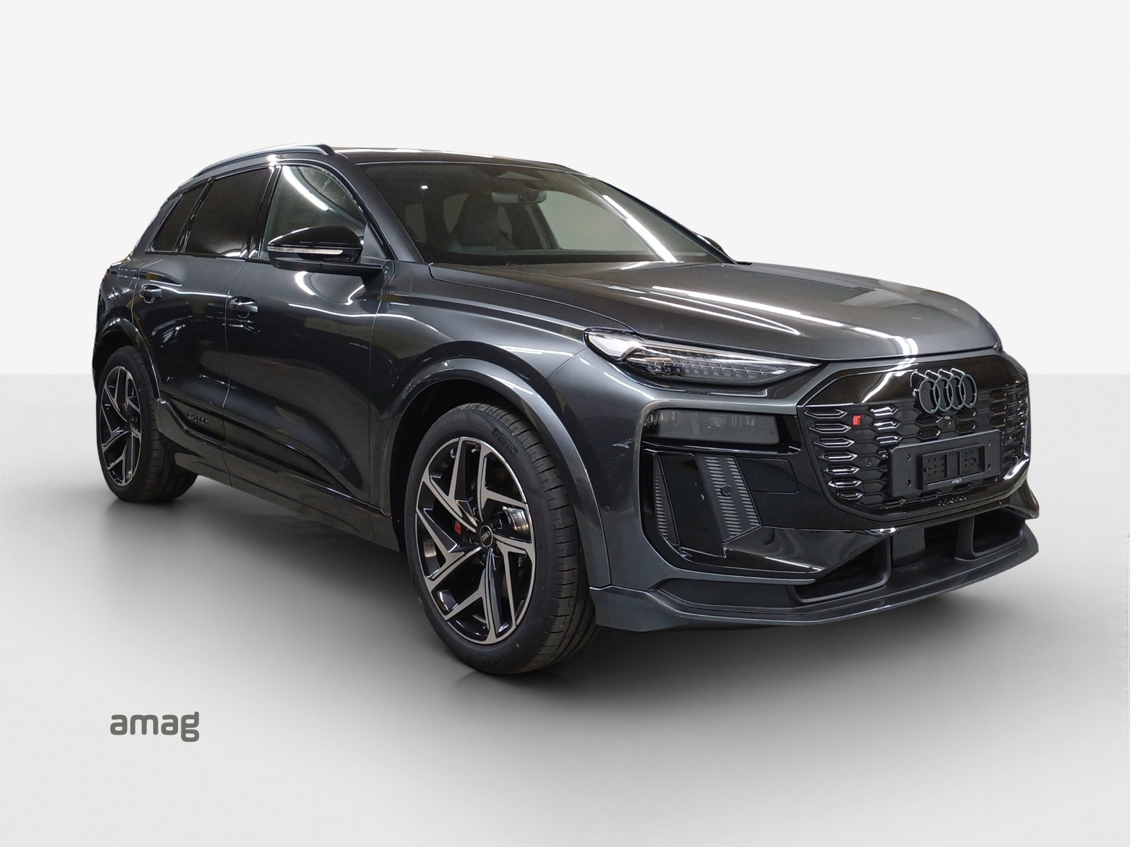 AUDI SQ6 e-tron quattro-image-5