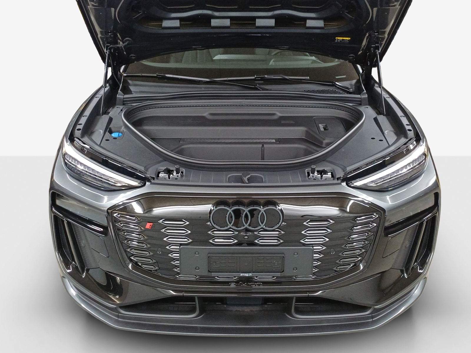 AUDI SQ6 e-tron quattro-image-15