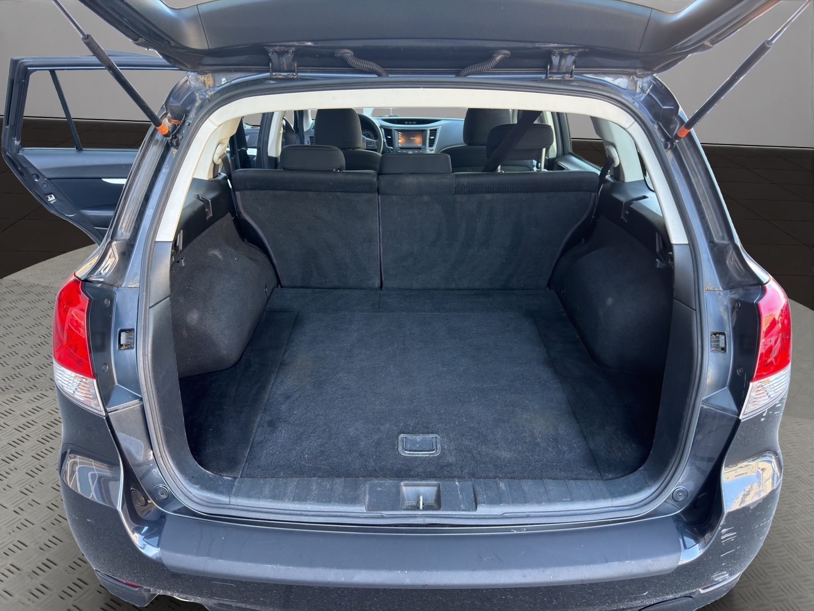 SUBARU Legacy 2.0i Advantage AWD Lineartronic-image-18