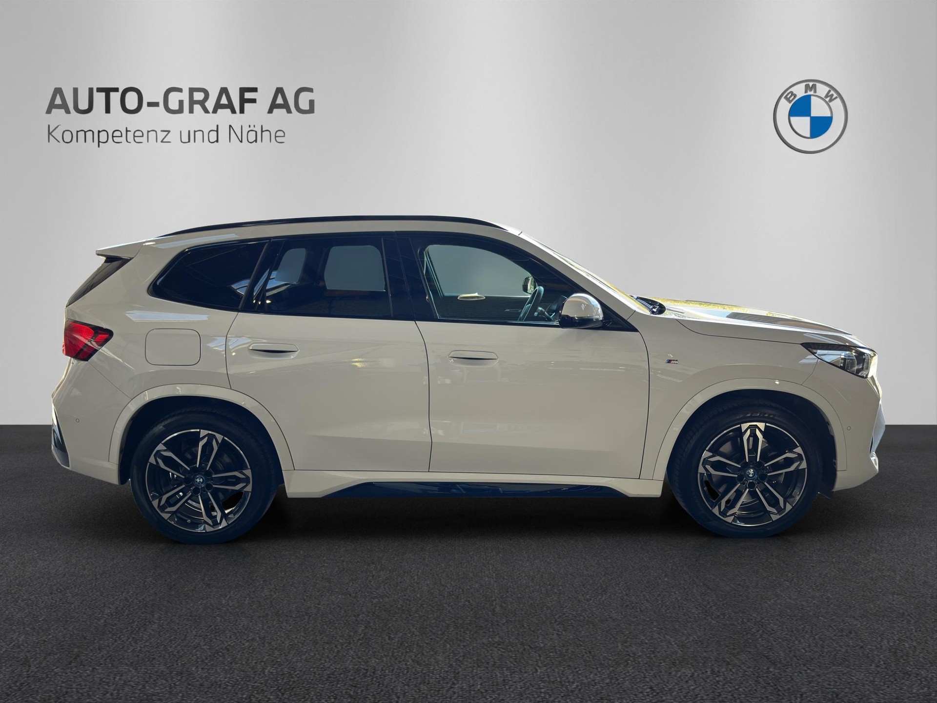 BMW X1 25e M Sport xDrive-image-5