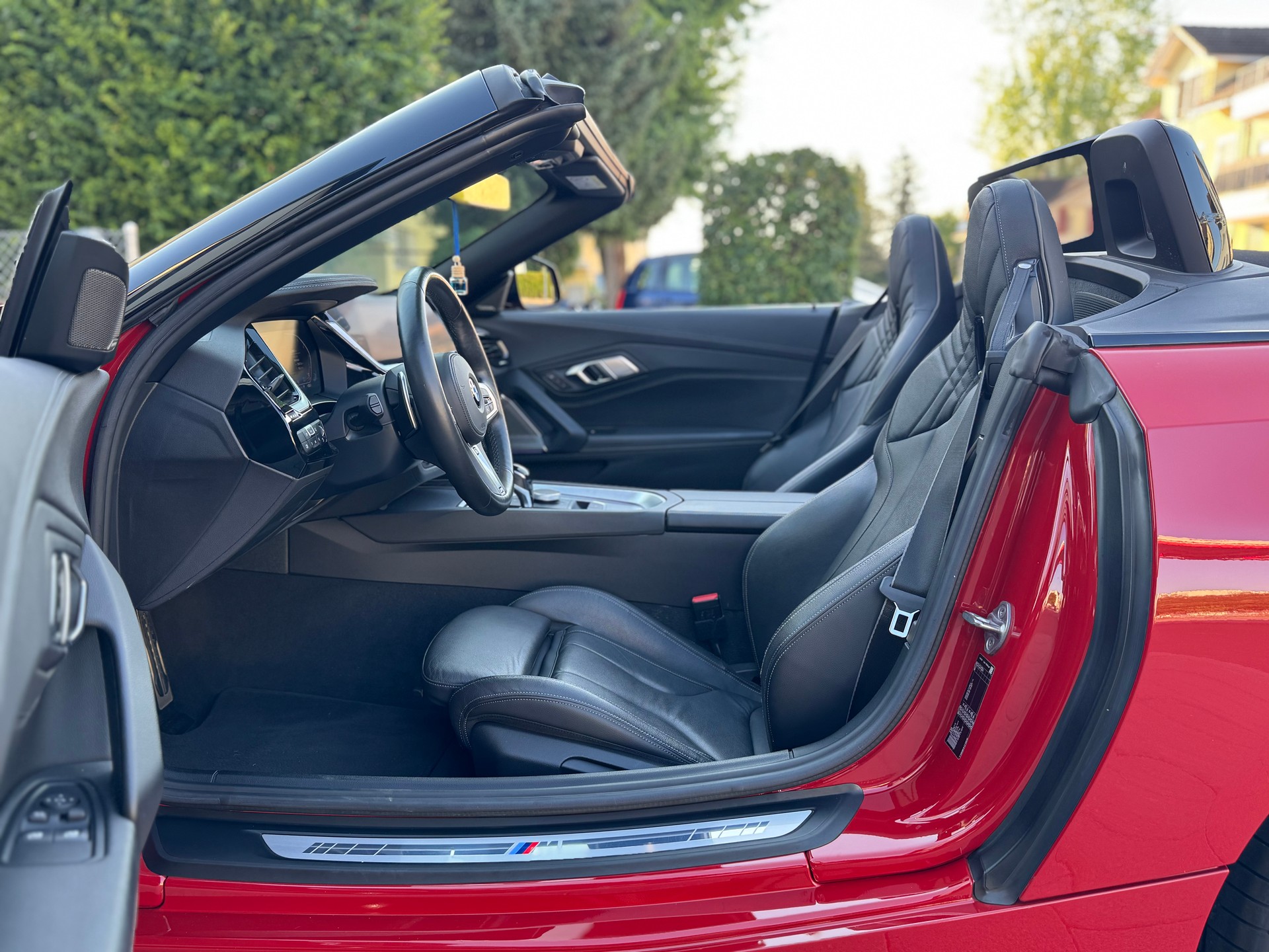 BMW Z4 sDrive 30i M Sport Steptronic-image-11