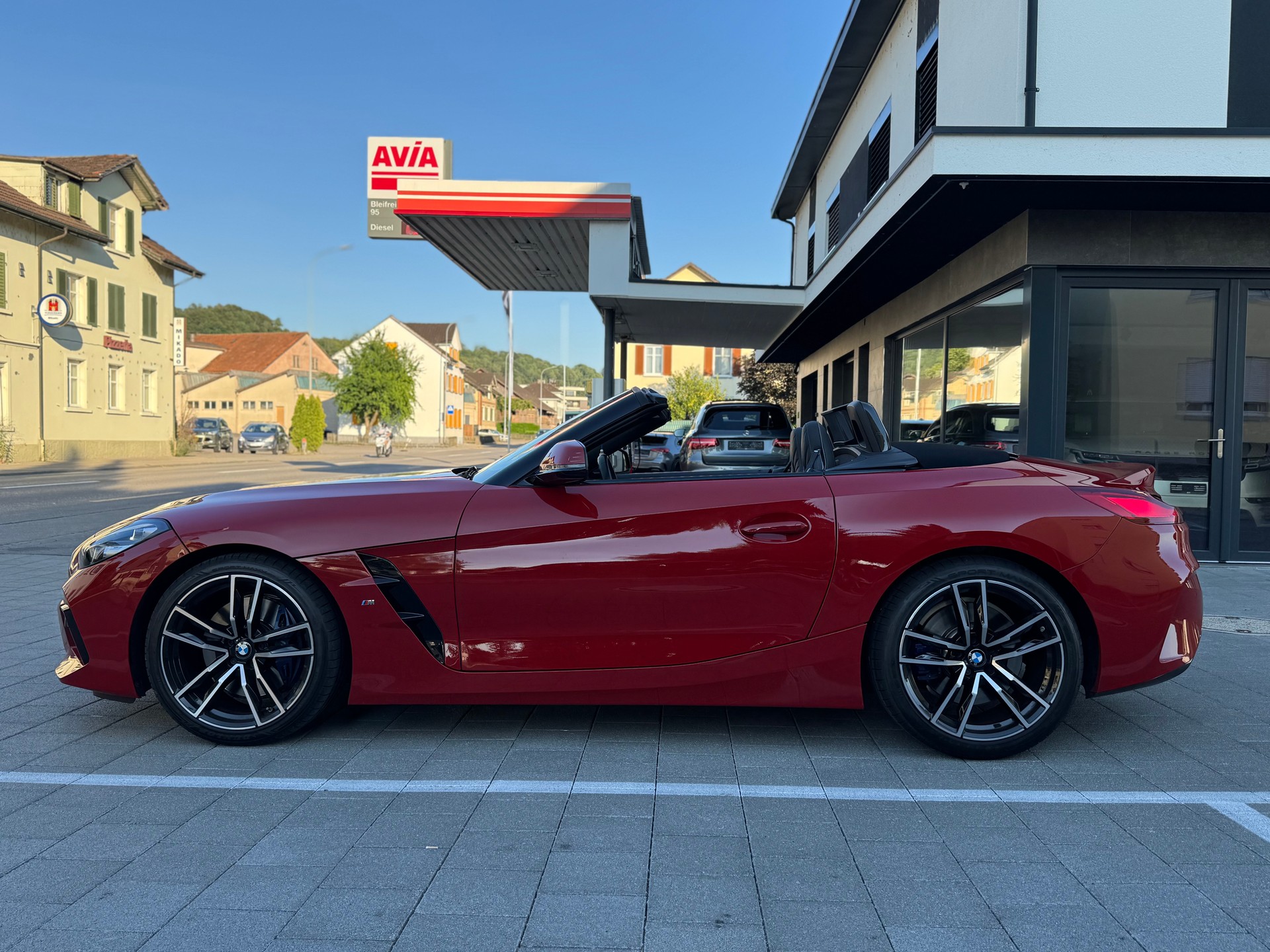 BMW Z4 sDrive 30i M Sport Steptronic-image-1