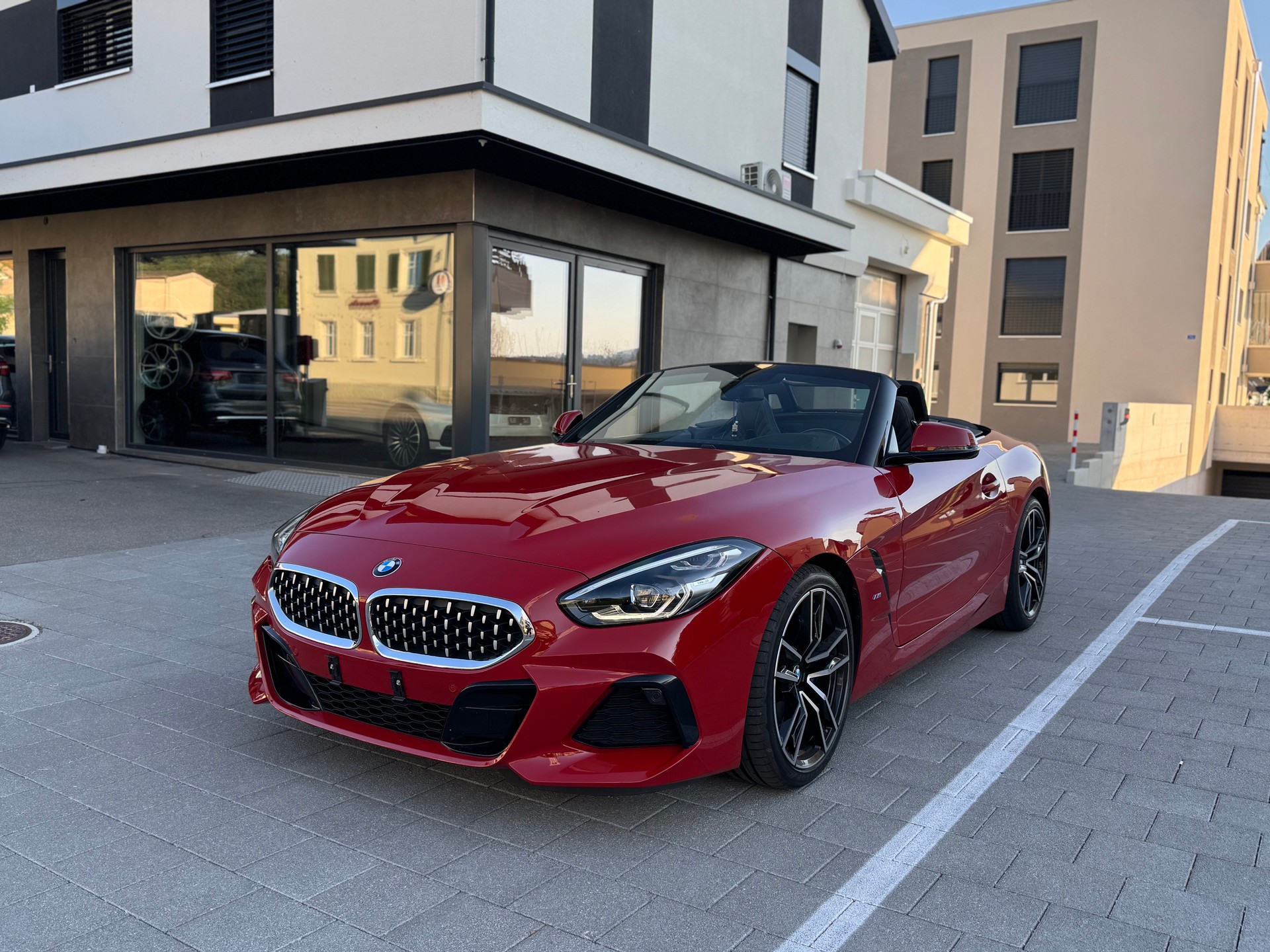 BMW Z4 sDrive 30i M Sport Steptronic-image-0