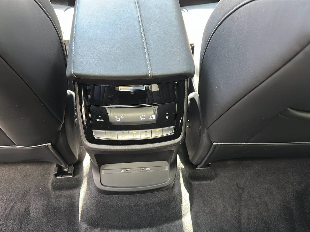 MG S9 1.5 PHEV Premium-image-12